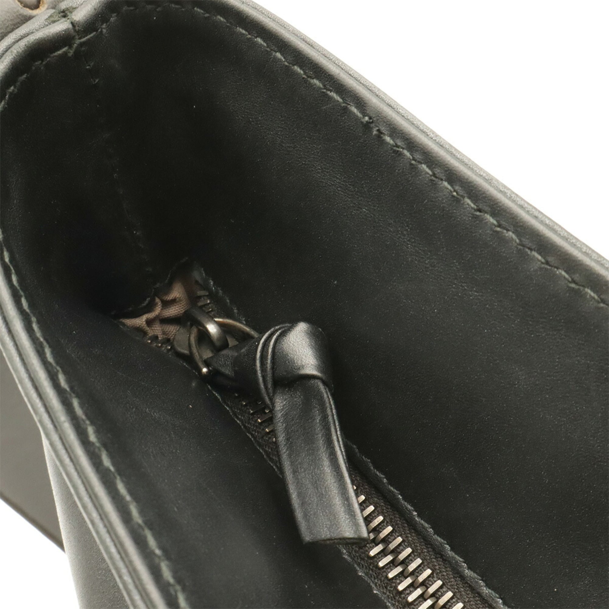 Bottega Veneta Black Intrecciato Shoulder Bag (Pre-Owned)