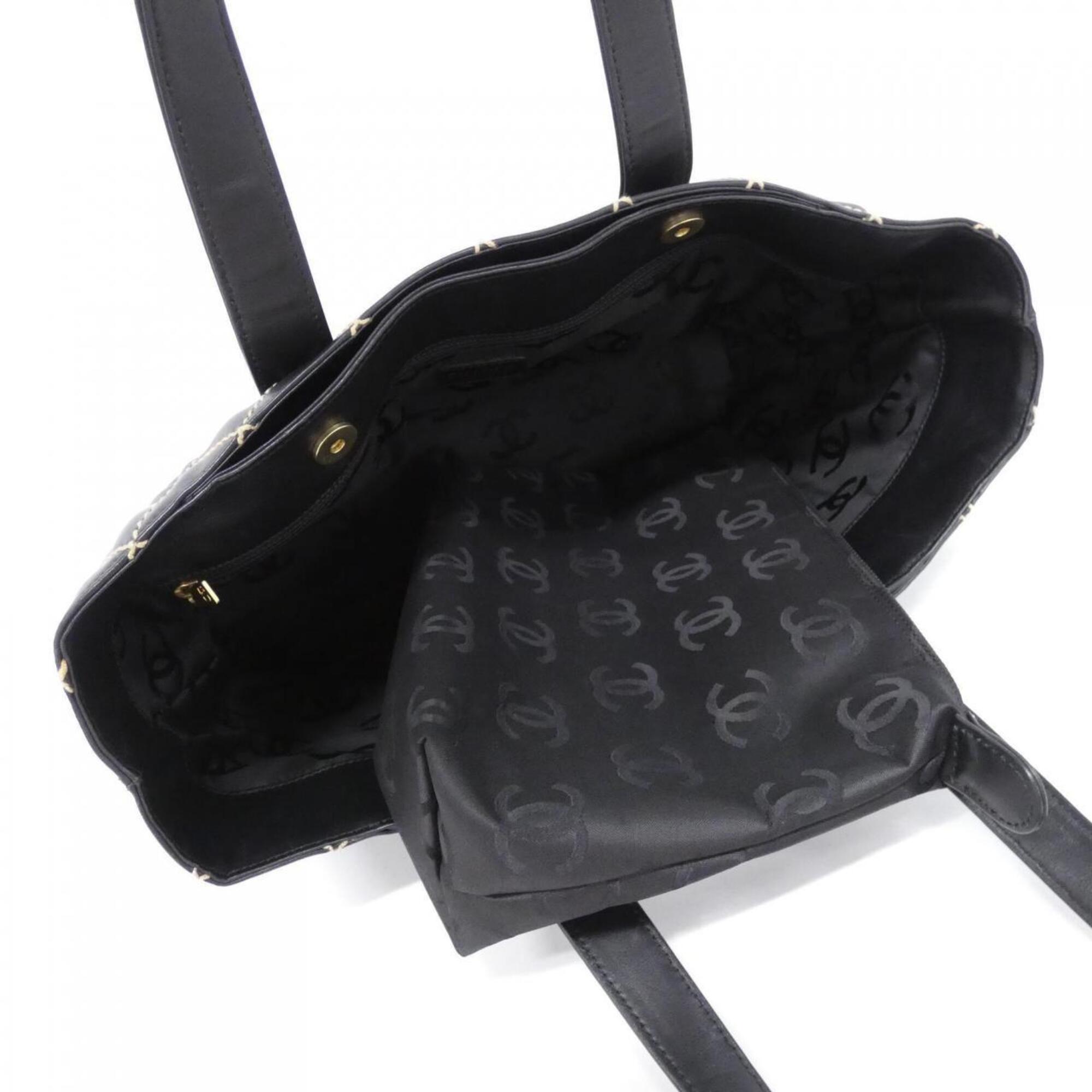 Chanel Black Leather Handbag (Pre-Owned)