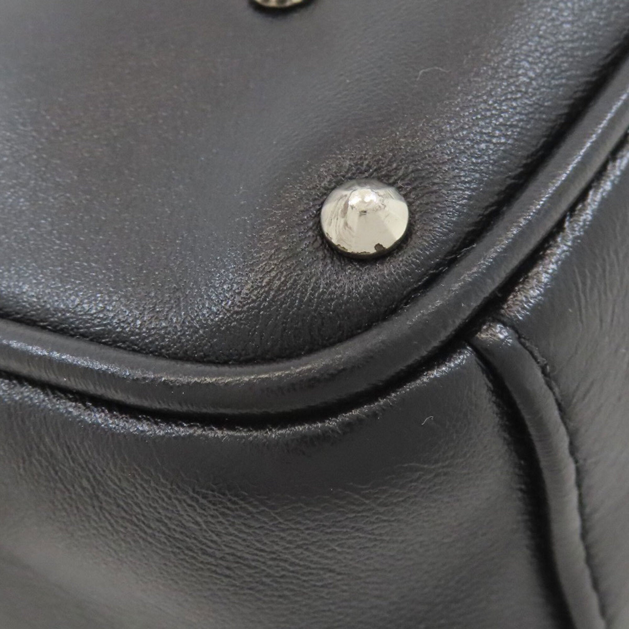 Miu Miu Black Leather Shoulder Bag (Pre-Owned)
