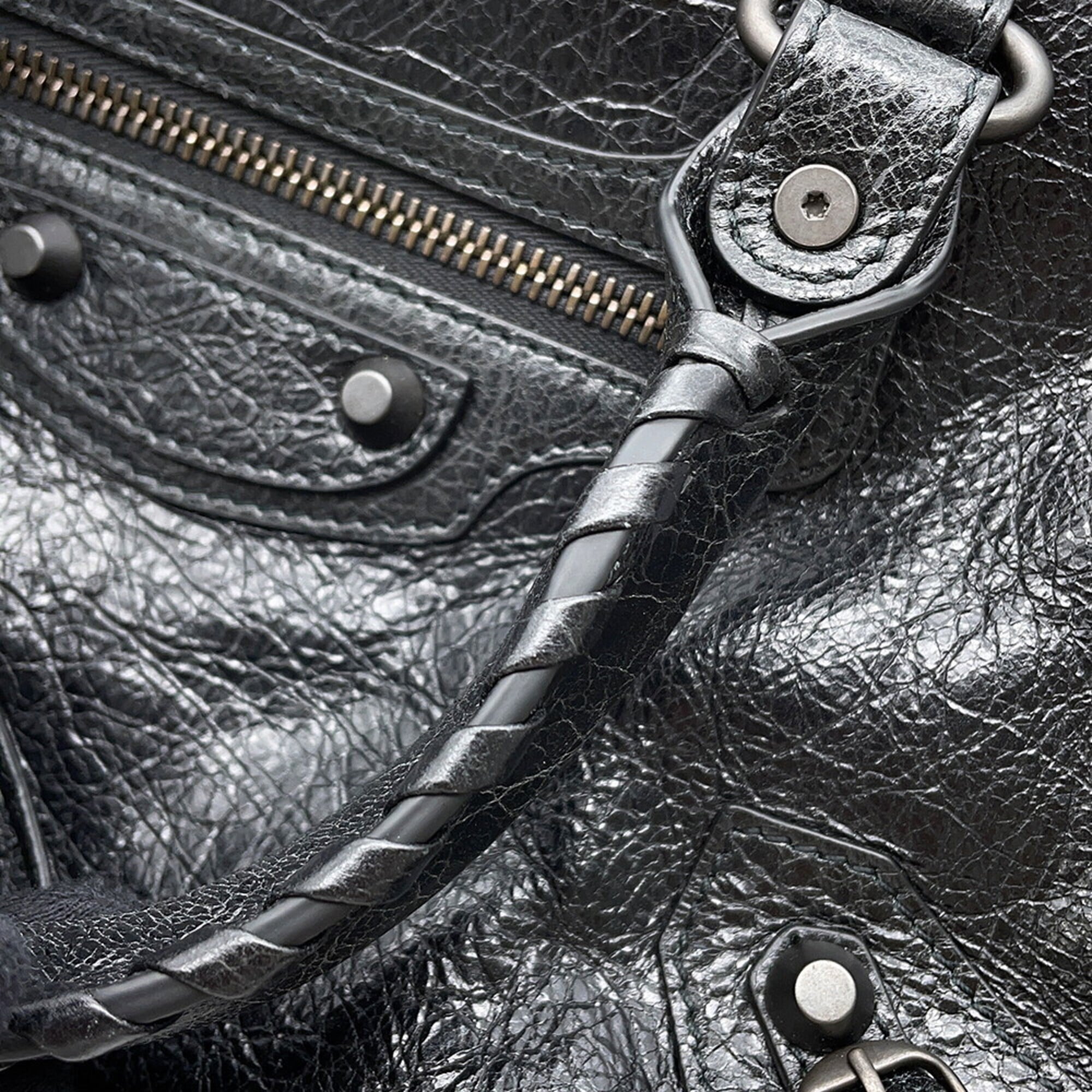 Balenciaga Black Leather Handbag Shoulder Bag (Pre-Owned)