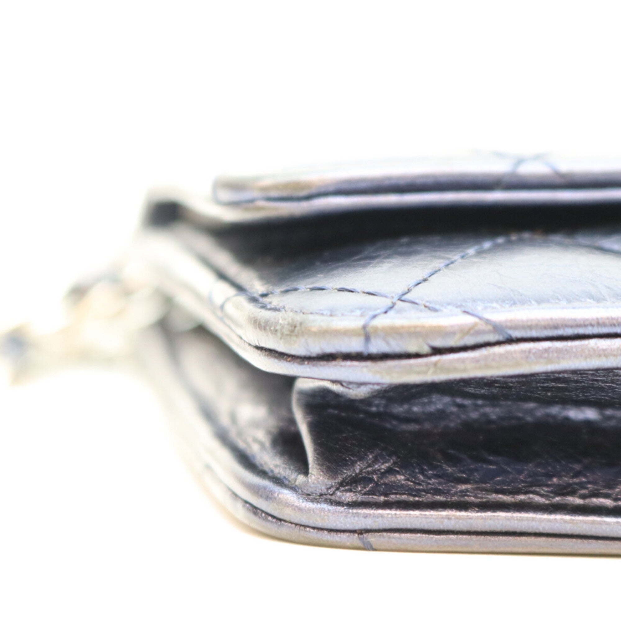Chanel Metallic Navy Leather Shoulder Bag (Pre-Owned)