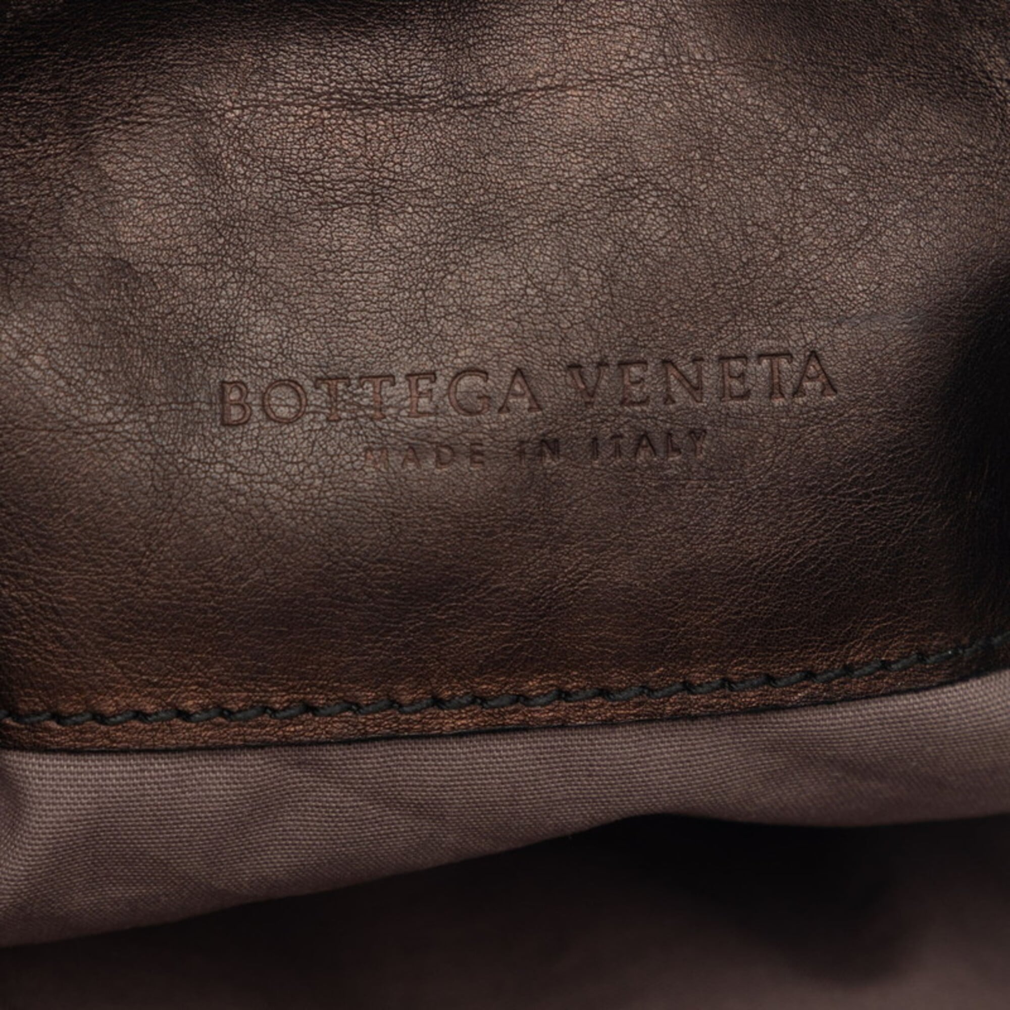 Bottega Veneta Black Intrecciato Messenger Bag Shoulder Bag (Pre-Owned)