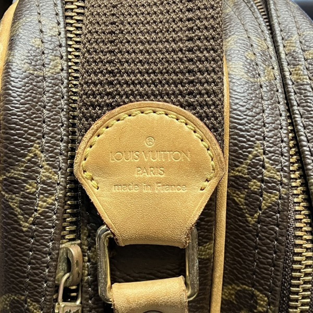 Louis Vuitton Brown Monogram Shoulder Bag (Pre-Owned)