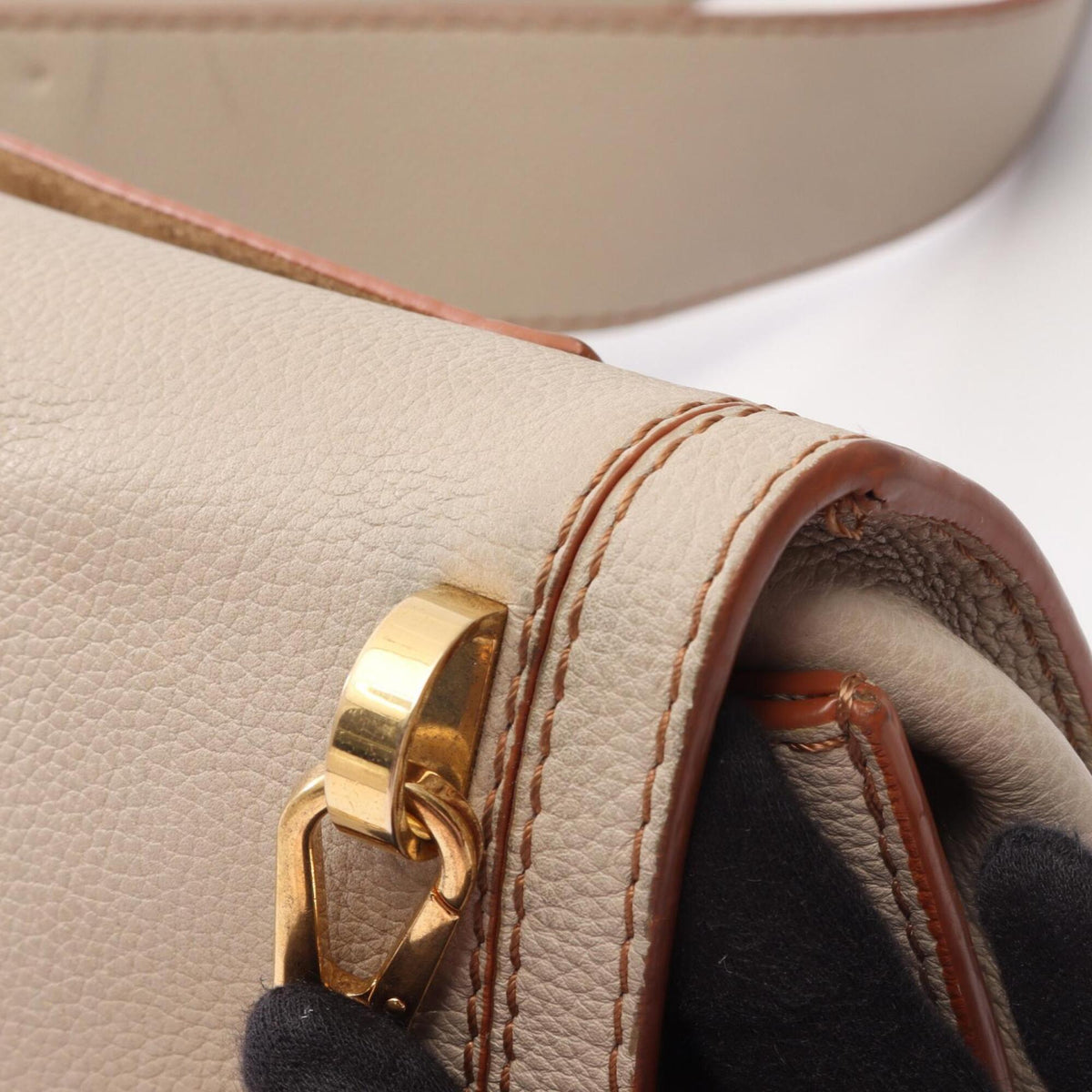 Loewe Beige Leather Handbag Shoulder Bag (Pre-Owned)