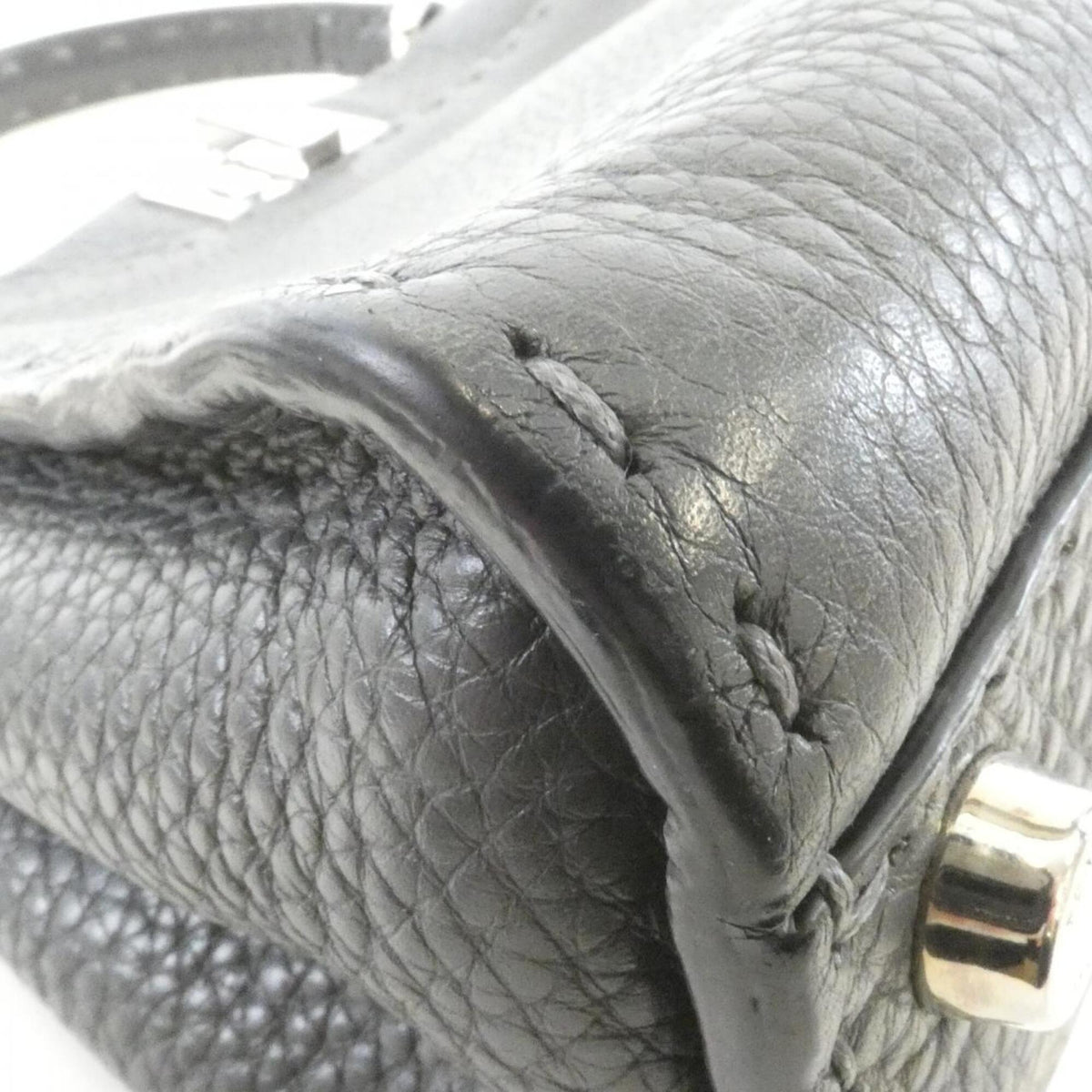 Fendi Gray Leather Handbag (Pre-Owned)