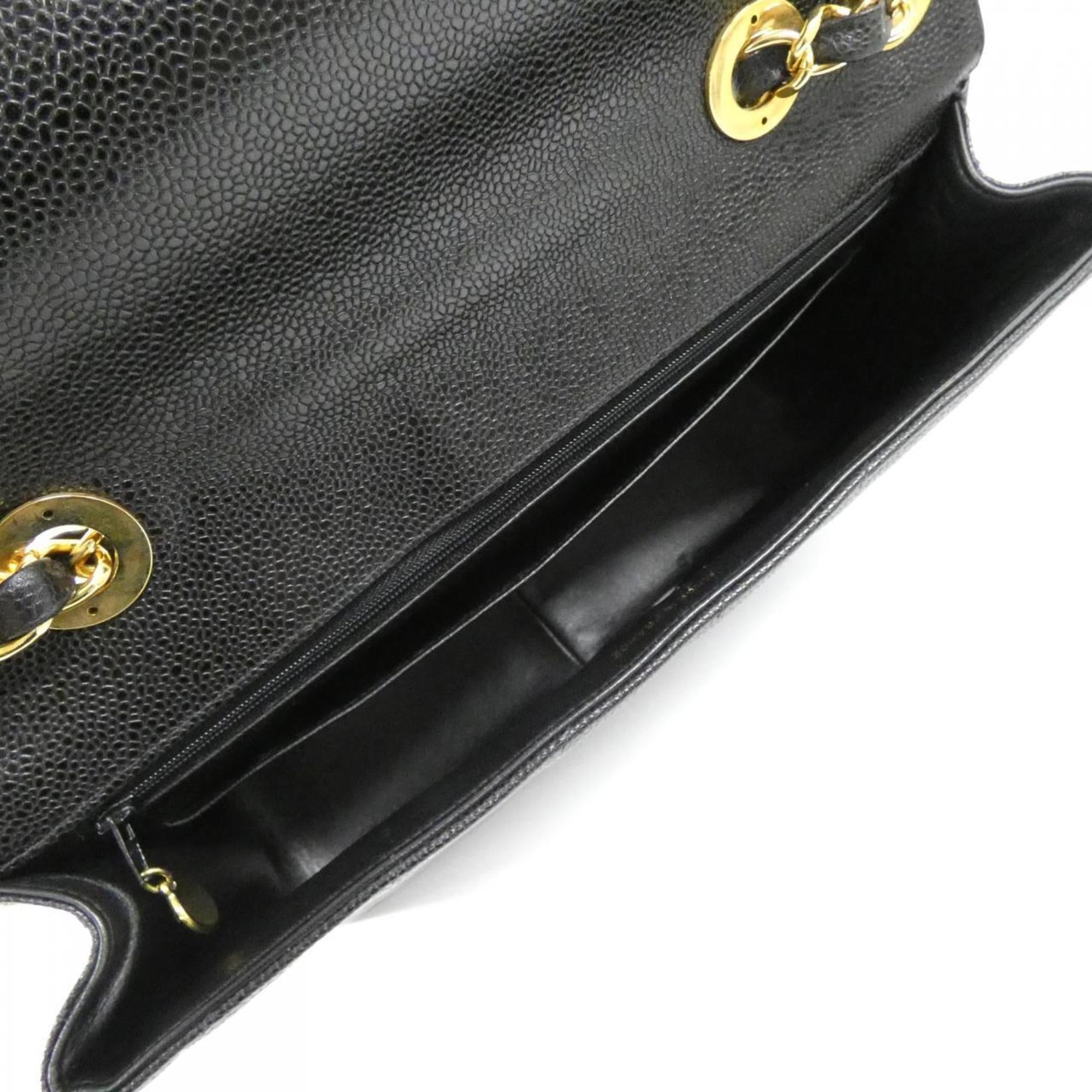 Chanel Black Grained Calfskin Shoulder Bag (Pre-Owned)
