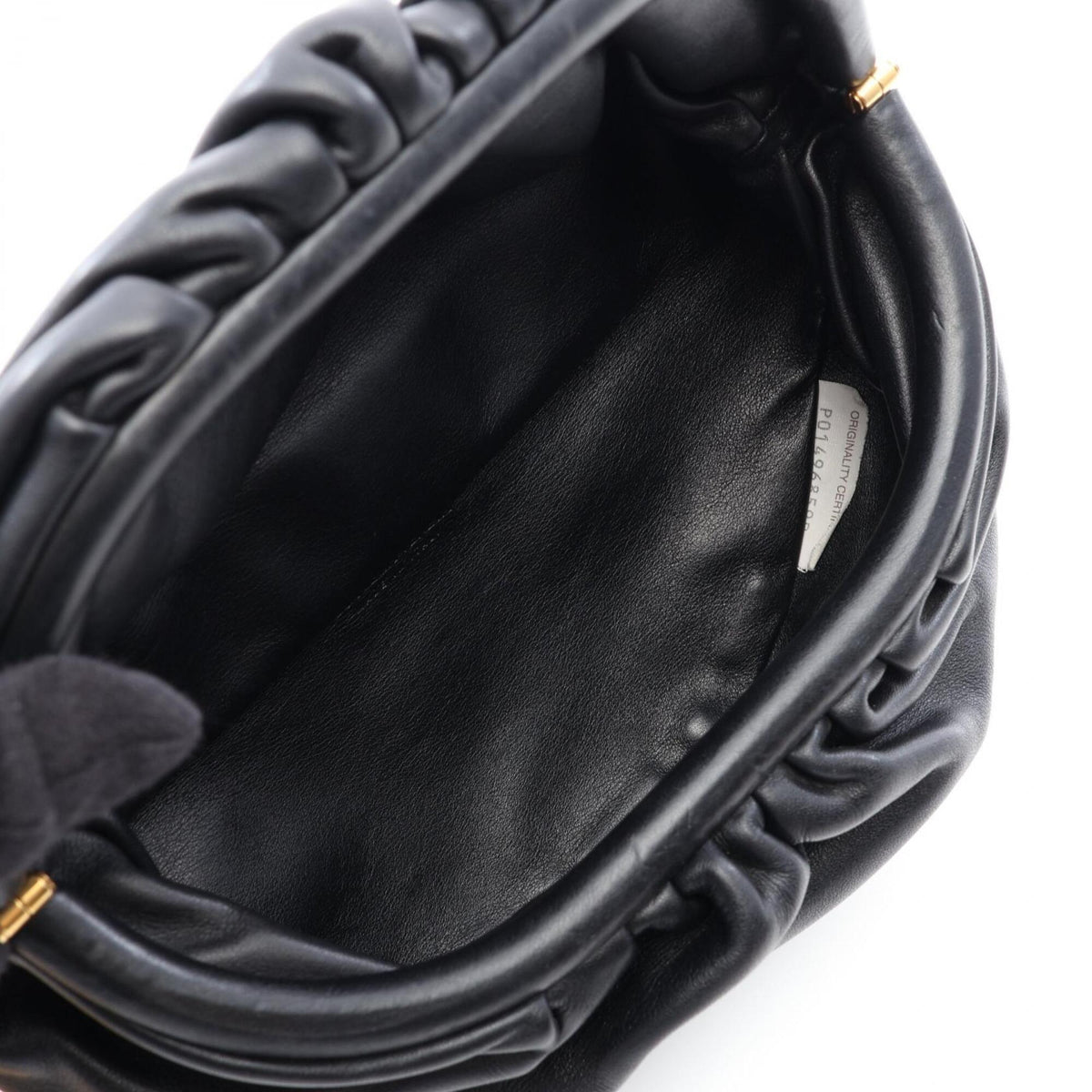 Bottega Veneta Black Leather Fanny Pack Handbag Pouch (Pre-Owned)