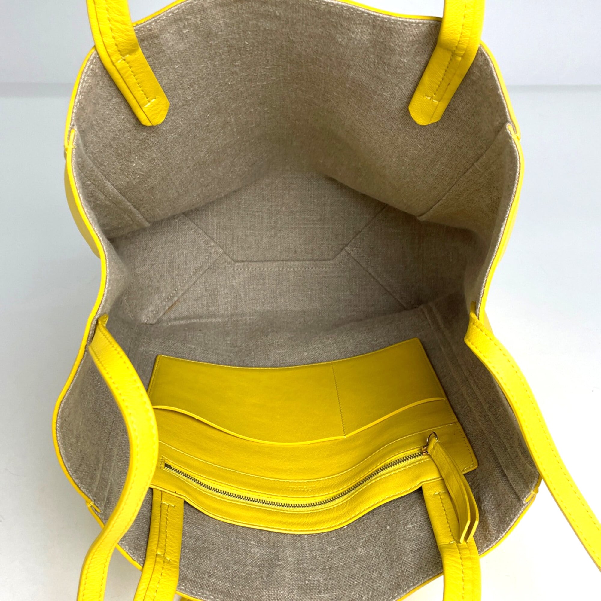 Celine Yellow Leather Shoulder Bag Tote Bag (Pre-Owned)