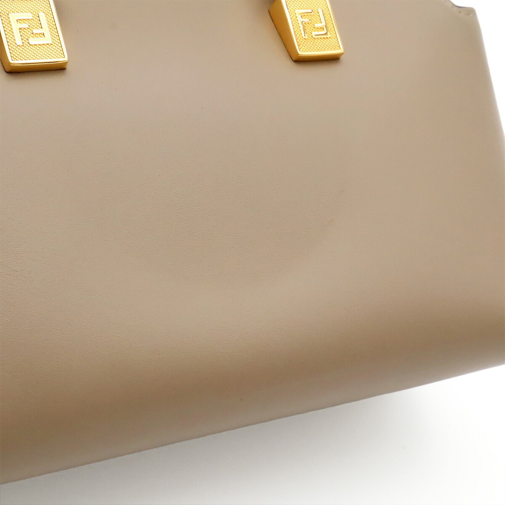 Fendi Grayish Leather Handbag Pochette Shoulder Bag (Pre-Owned)