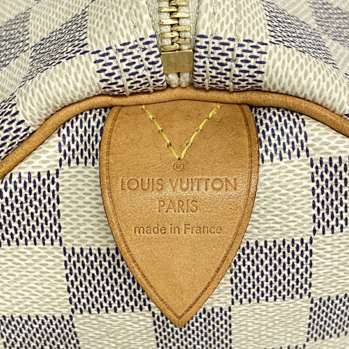 Louis Vuitton White Handbag (Pre-Owned)