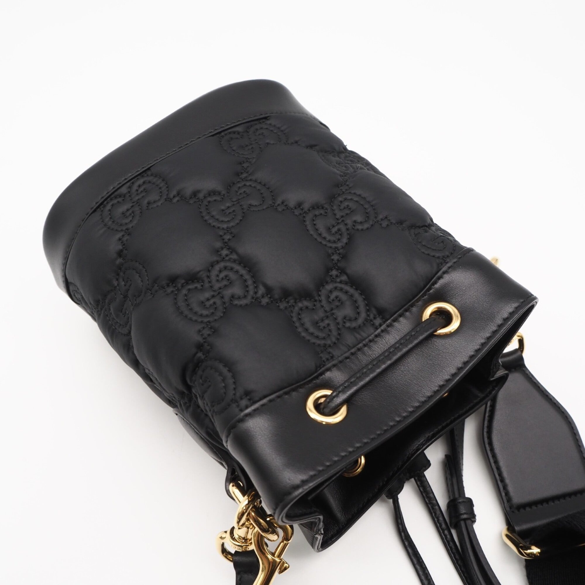 Gucci Black Purple Nylon Leather Shoulder Bag (Pre-Owned)