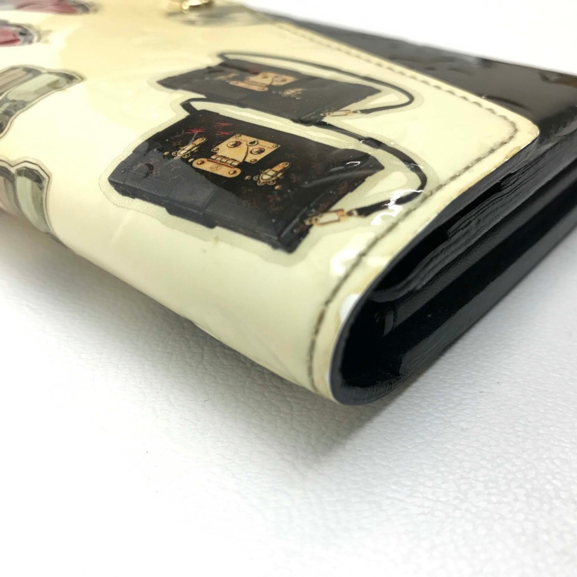 Louis Vuitton White Leather Long Wallet (Bi-Fold) (Pre-Owned)