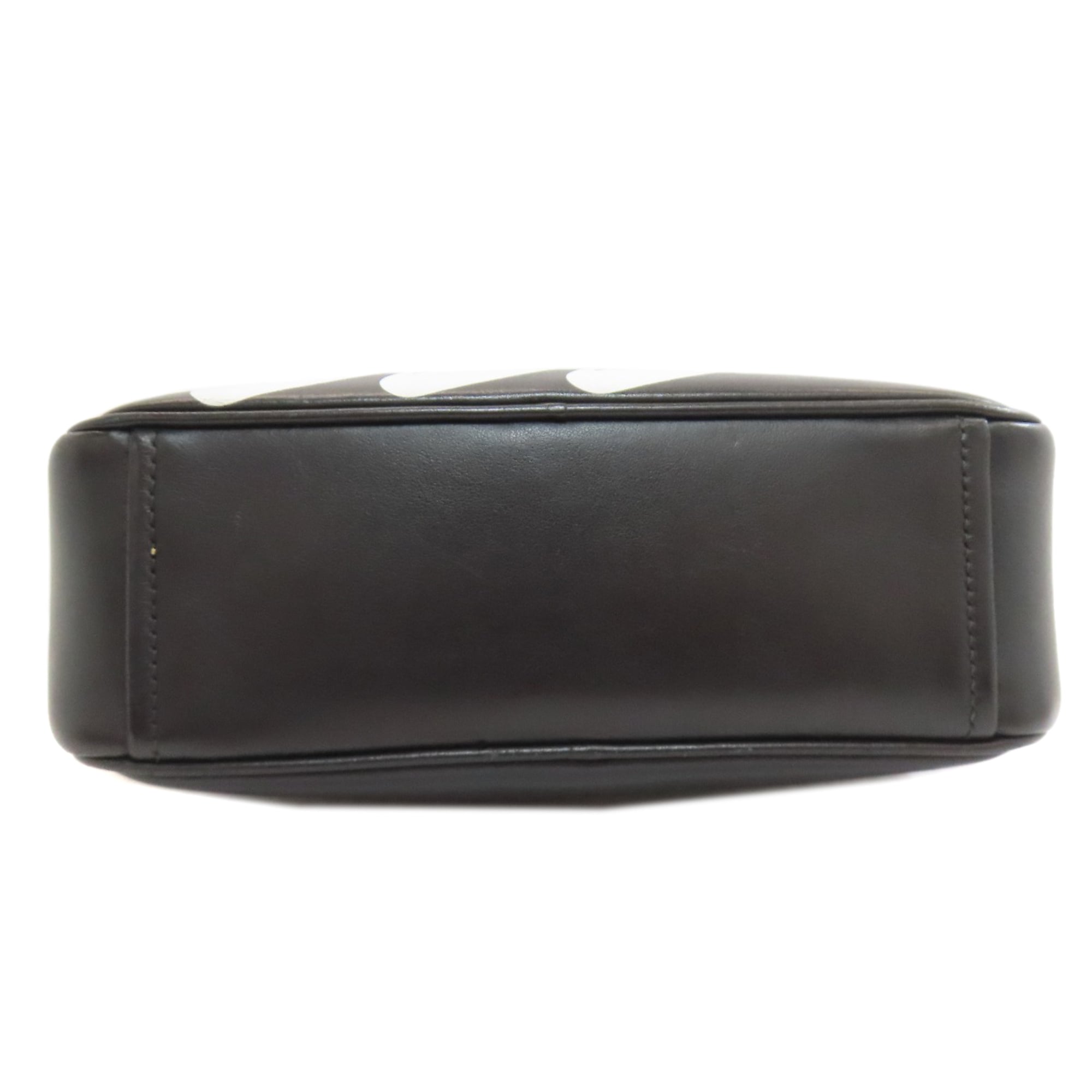 Prada Black Leather Shoulder Bag (Pre-Owned)