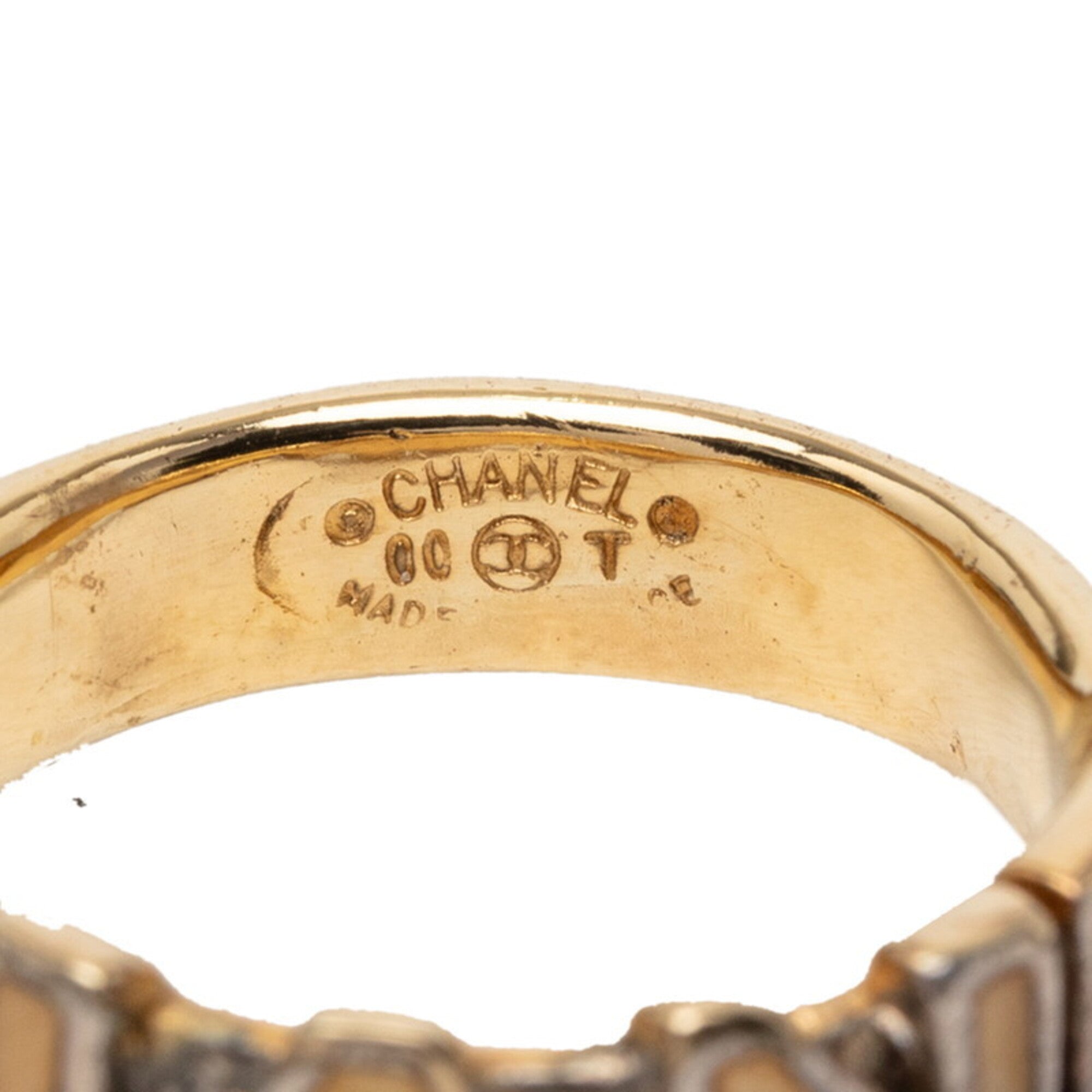 Chanel Gold Enamel Band Ring (Pre-Owned)