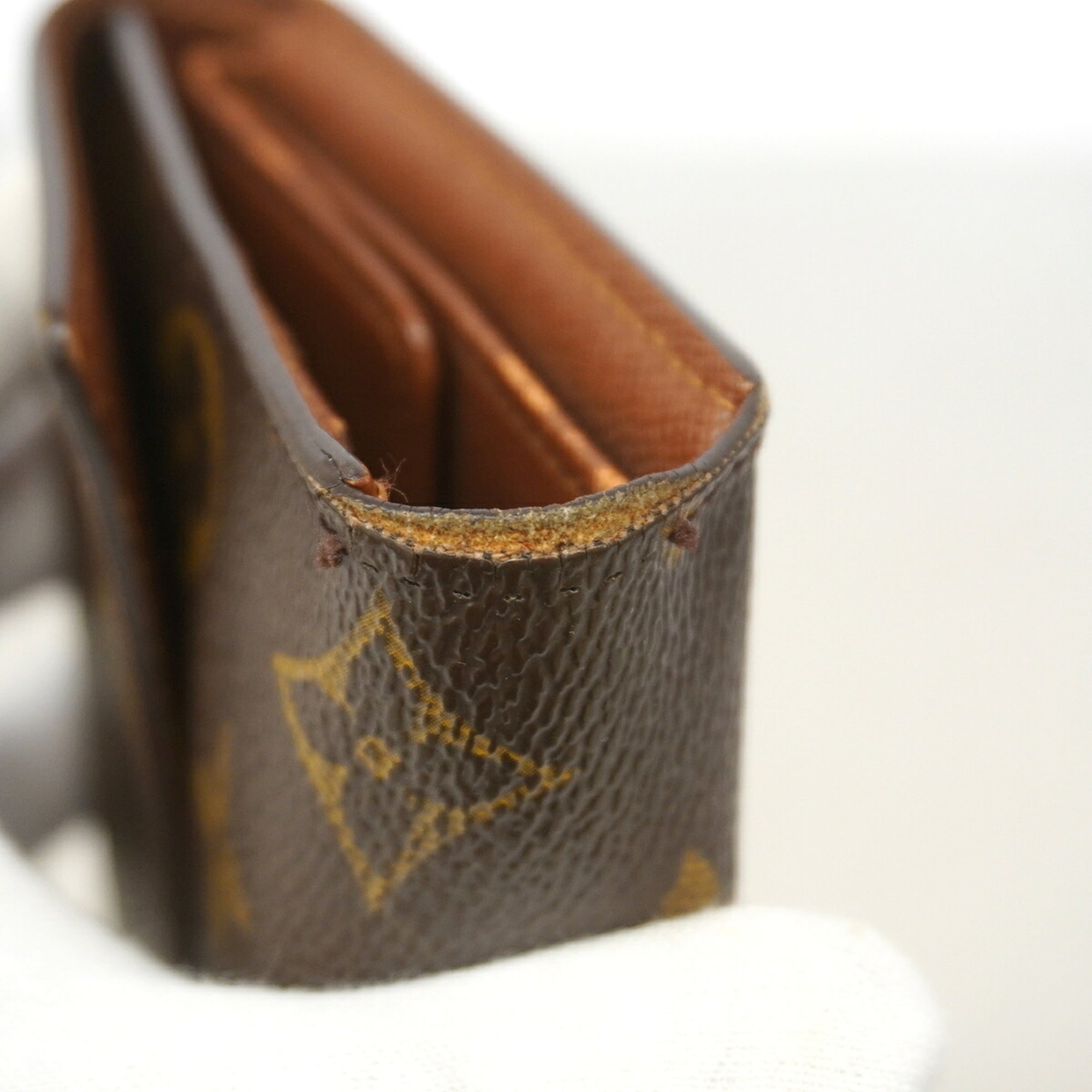 Louis Vuitton Brown Long Wallet (Tri-Fold) (Pre-Owned)
