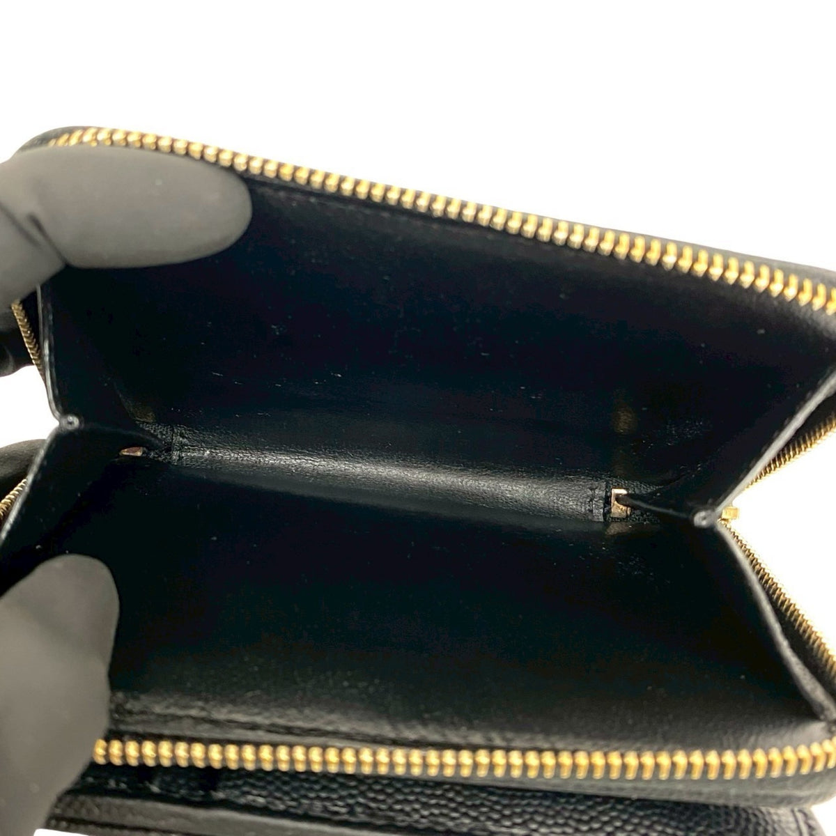 Saint Laurent Black Leather Wallet (Bi-Fold) (Pre-Owned)