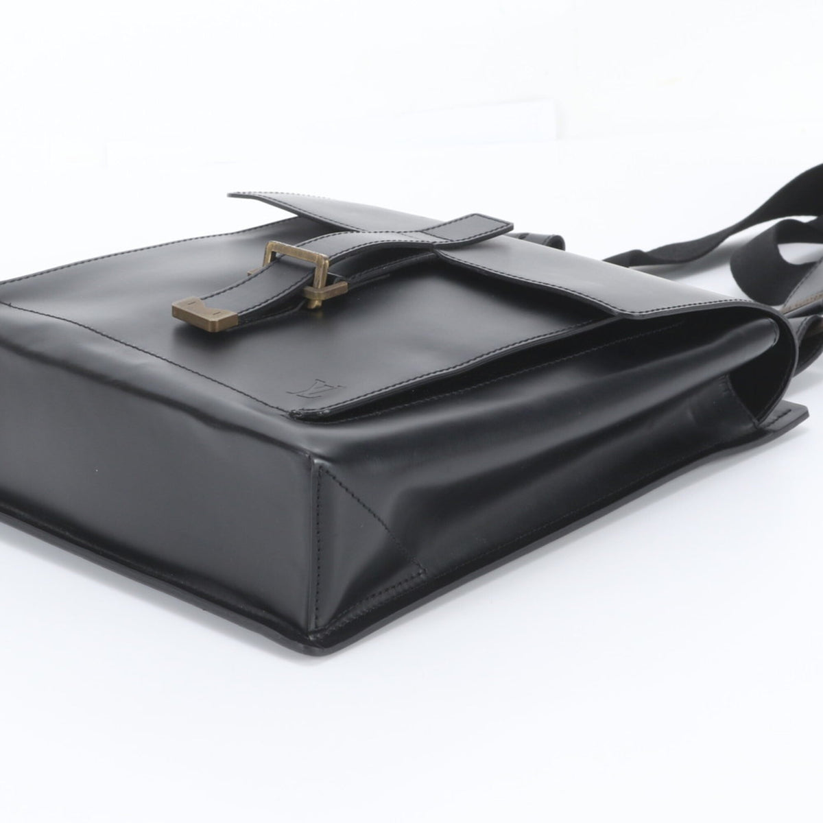 Louis Vuitton Noir Leather Messenger Bag Shoulder Bag (Pre-Owned)