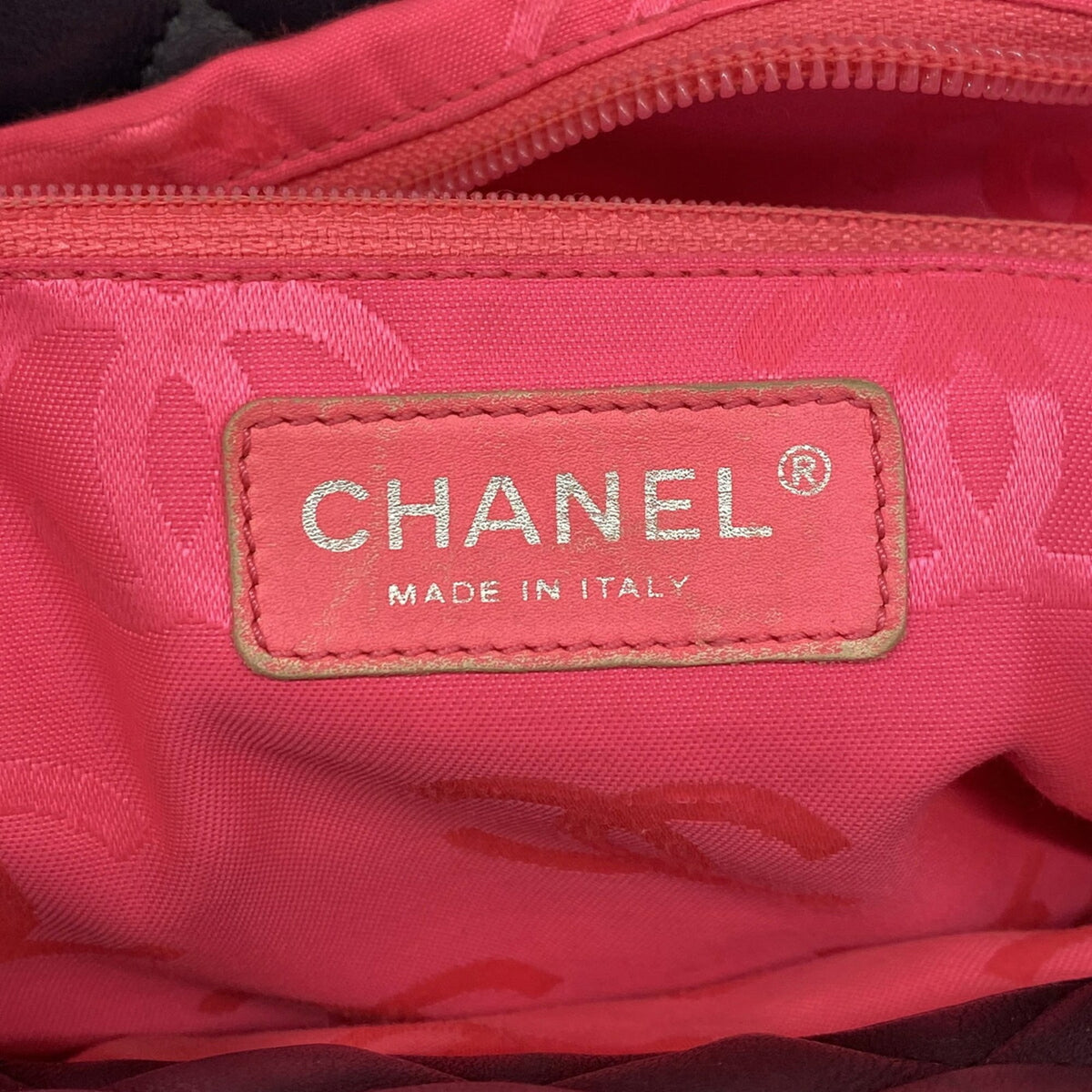 Chanel Black Leather Tote Bag (Pre-Owned)