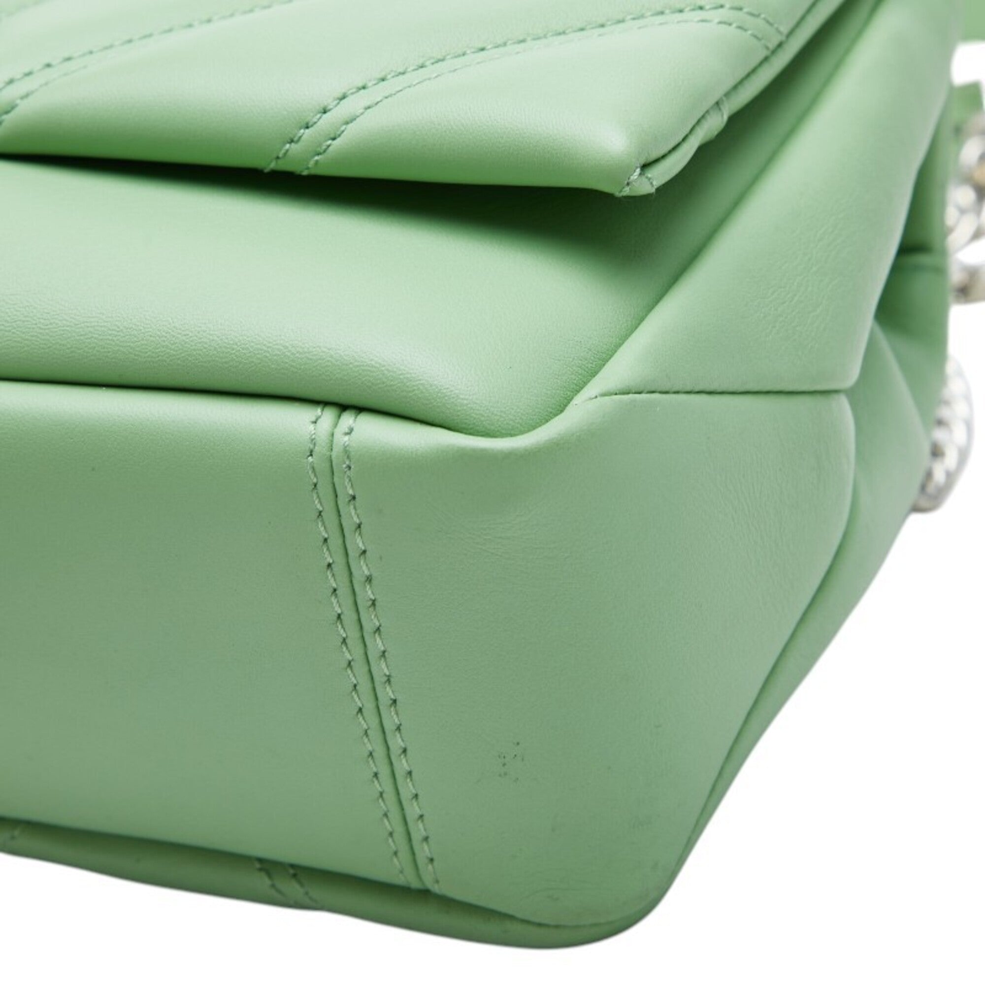 Bvlgari Green Leather Shoulder Bag (Pre-Owned)