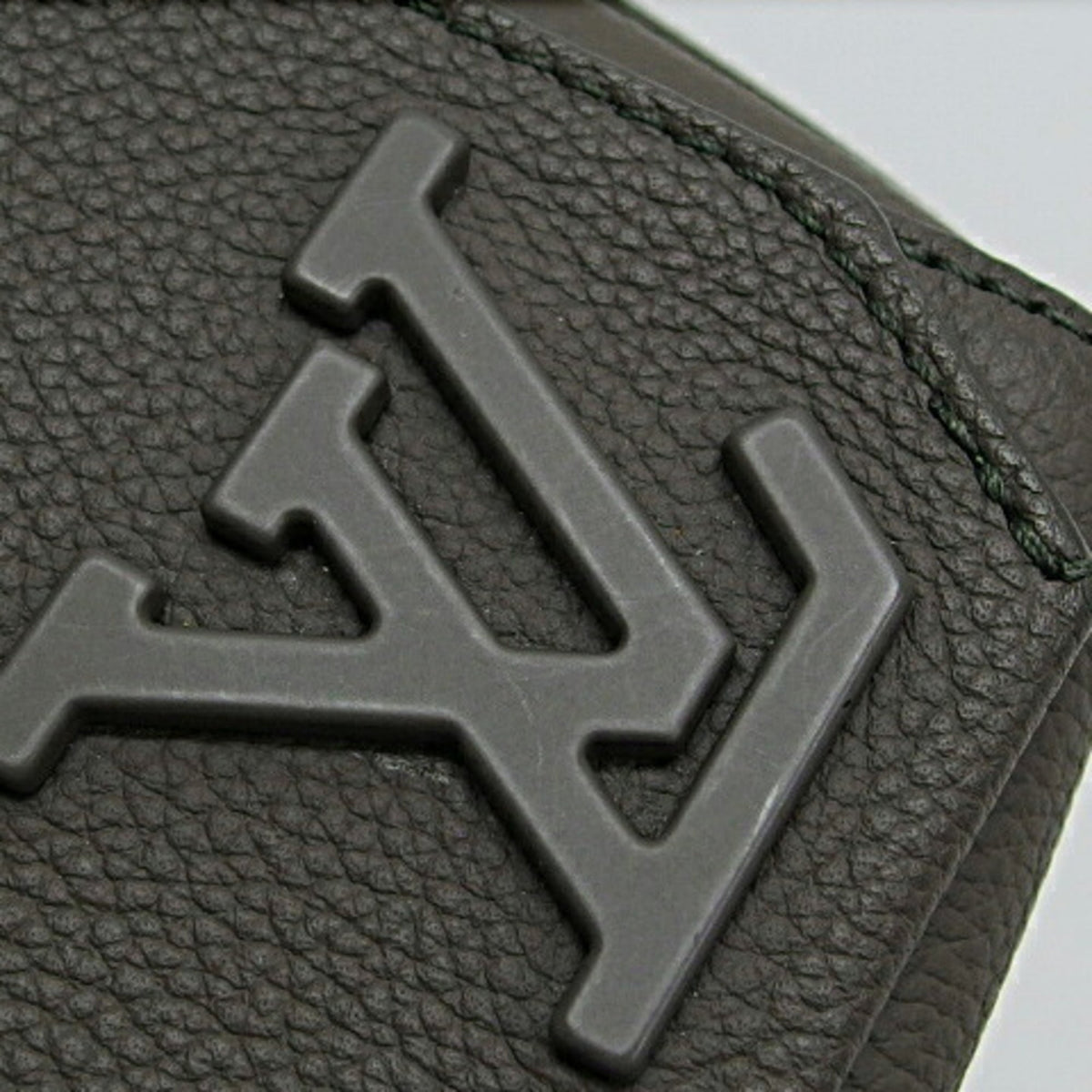 Louis Vuitton Moss Green Leather Shoulder Bag Sling Bag (Pre-Owned)