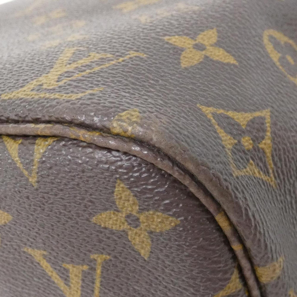 Louis Vuitton Marron Coated Canvas Handbag (Pre-Owned)