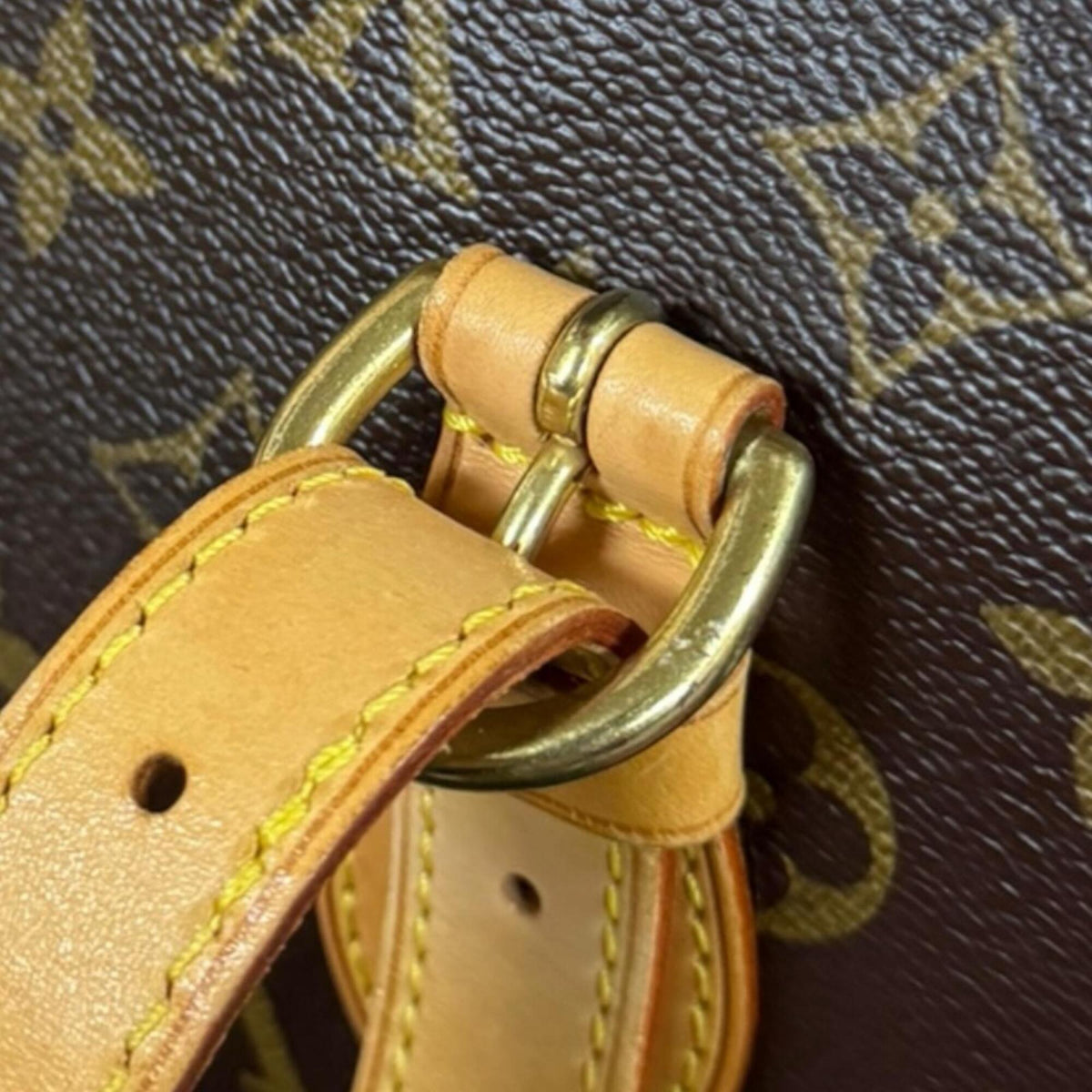 Louis Vuitton Brown Monogram Monogram Shoulder Bag (Pre-Owned)