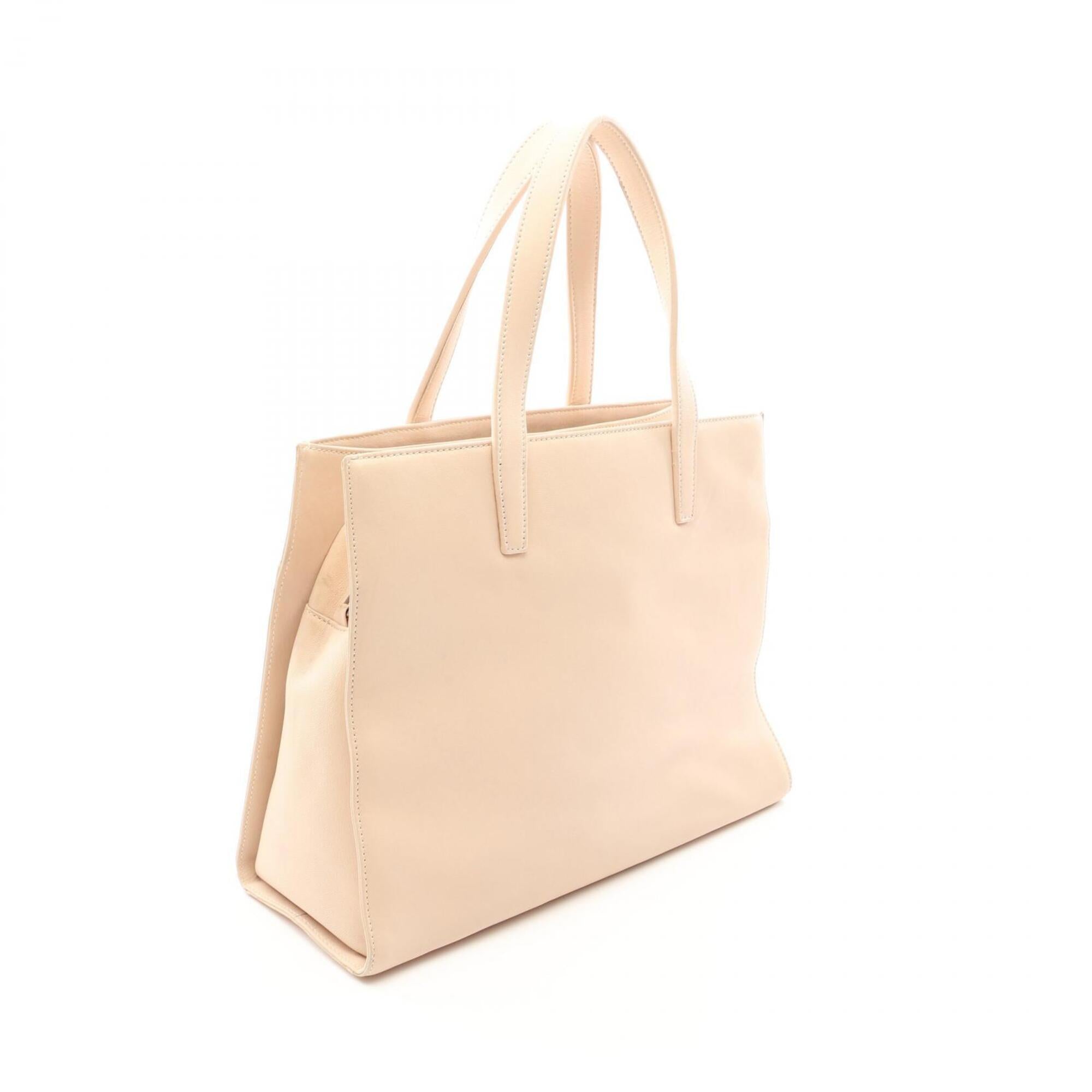 Loewe Beige Leather Handbag (Pre-Owned)