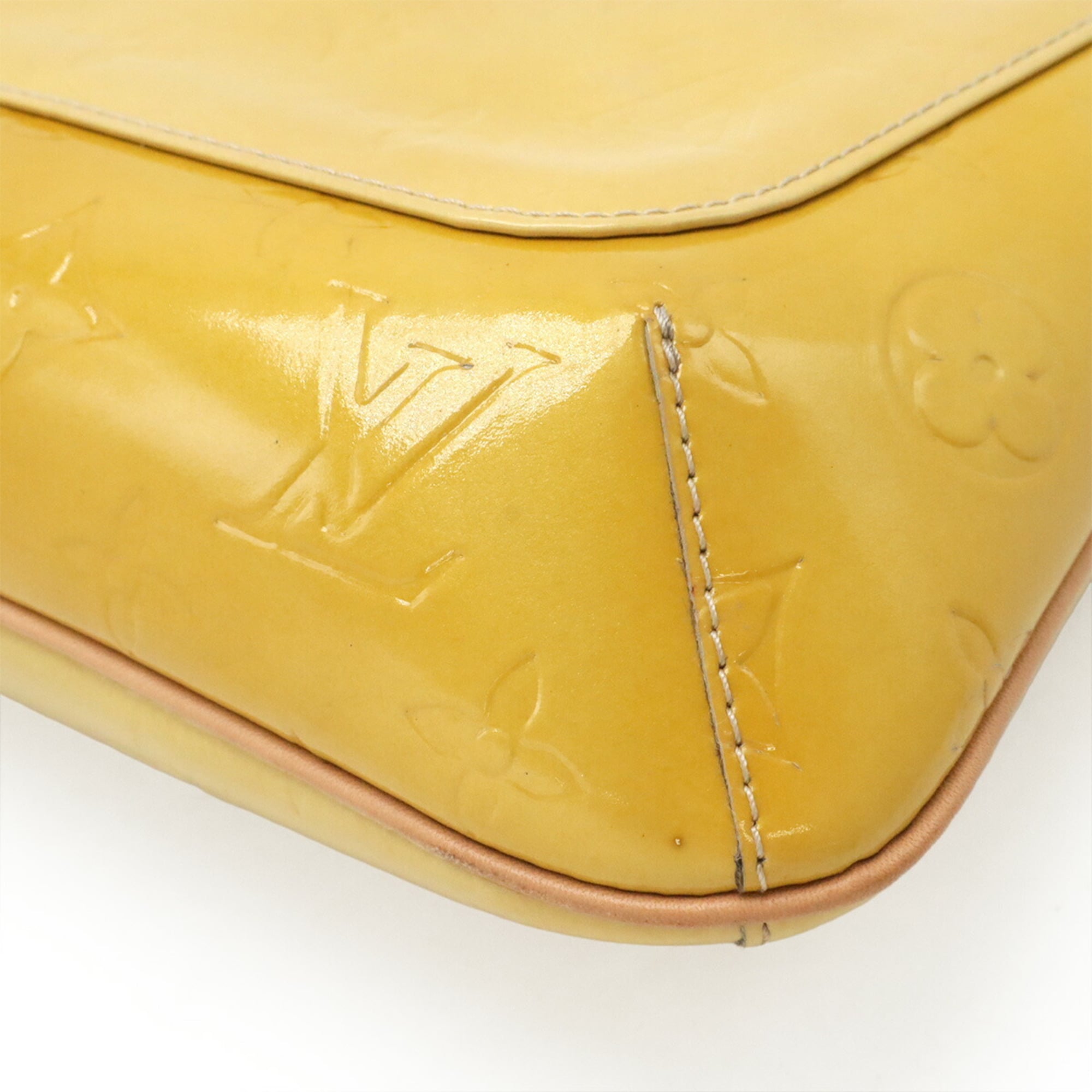 Louis Vuitton Monogram Vernis Beige Shoulder Bag (Pre-Owned)