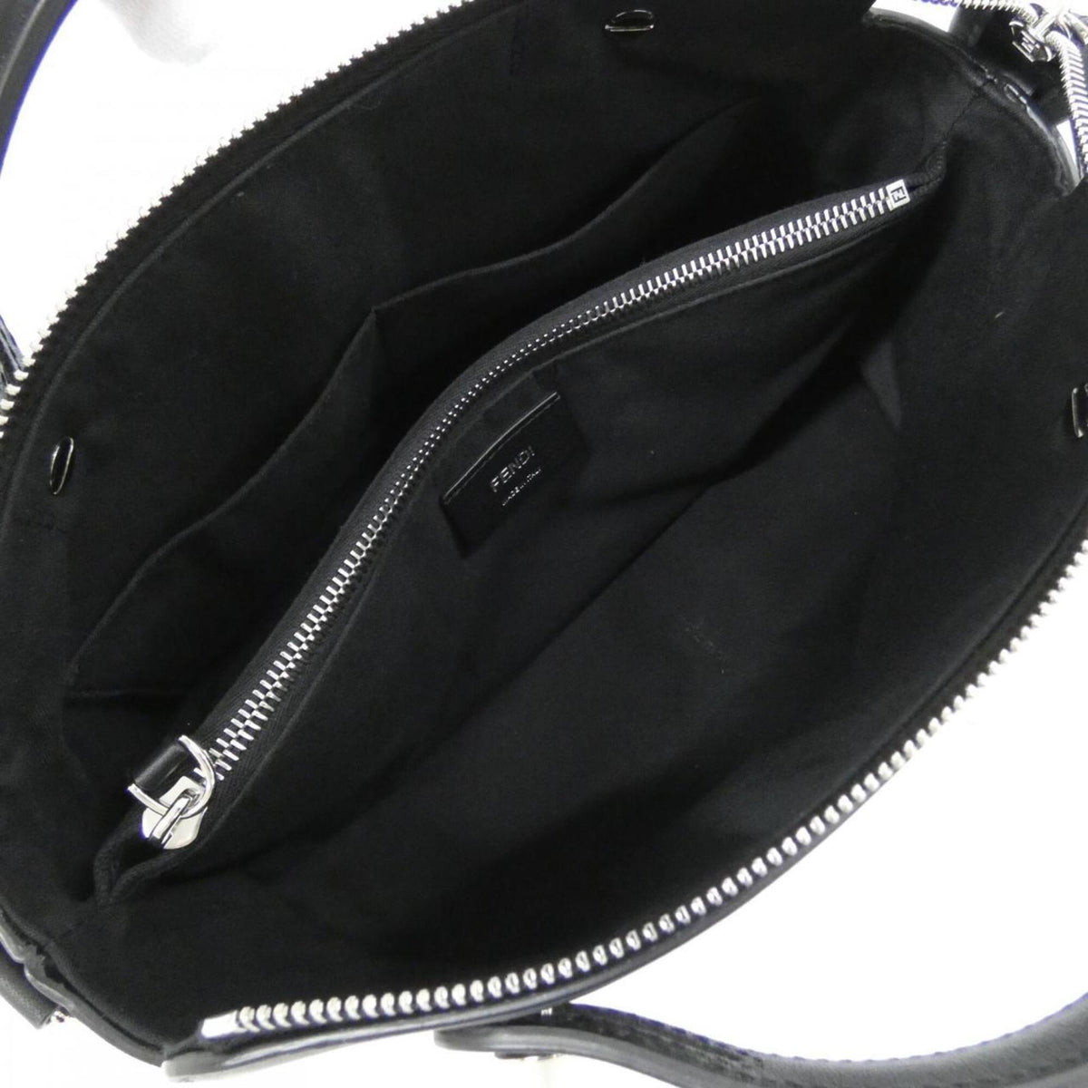 Fendi Black Leather Handbag (Pre-Owned)