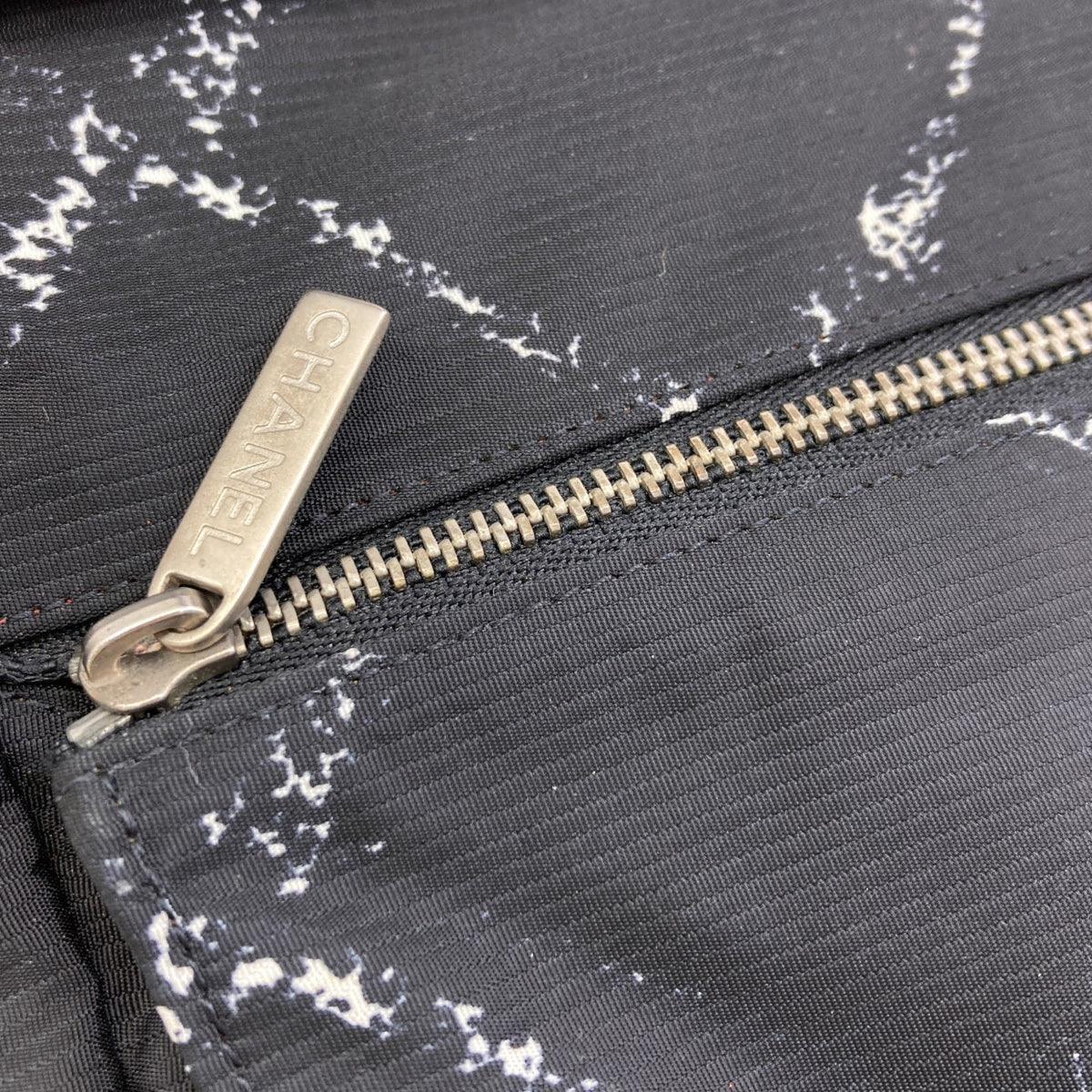 Chanel Black Nylon Fanny Pack (Pre-Owned)