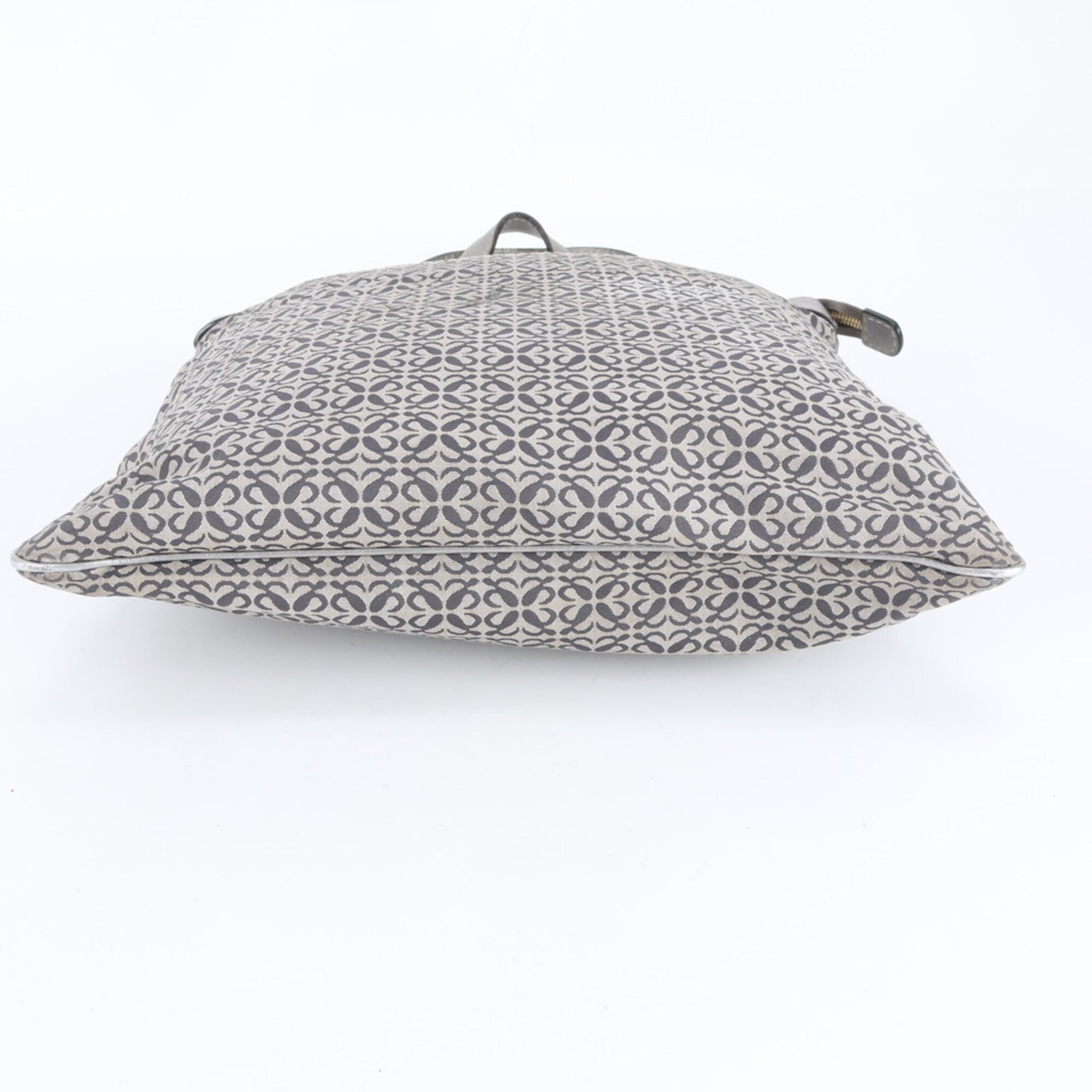 Loewe Silver Leather Canvas Handbag Tote Bag (Pre-Owned)