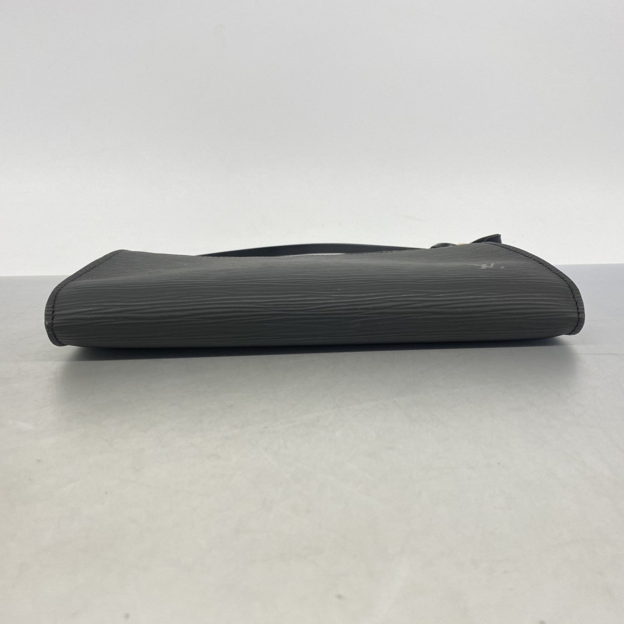 Louis Vuitton Noir Pouch (Pre-Owned)