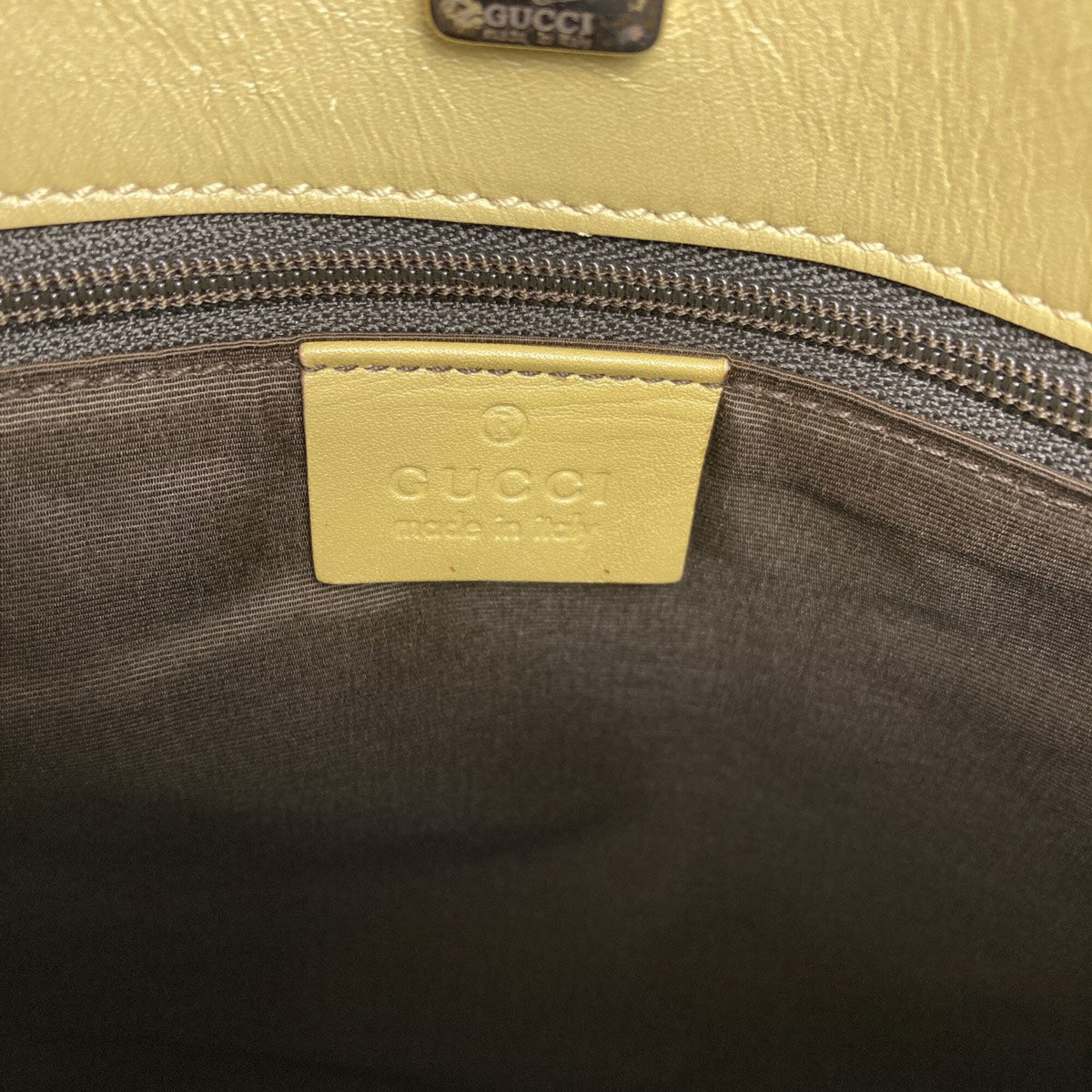 Gucci Beige Canvas Shoulder Bag (Pre-Owned)