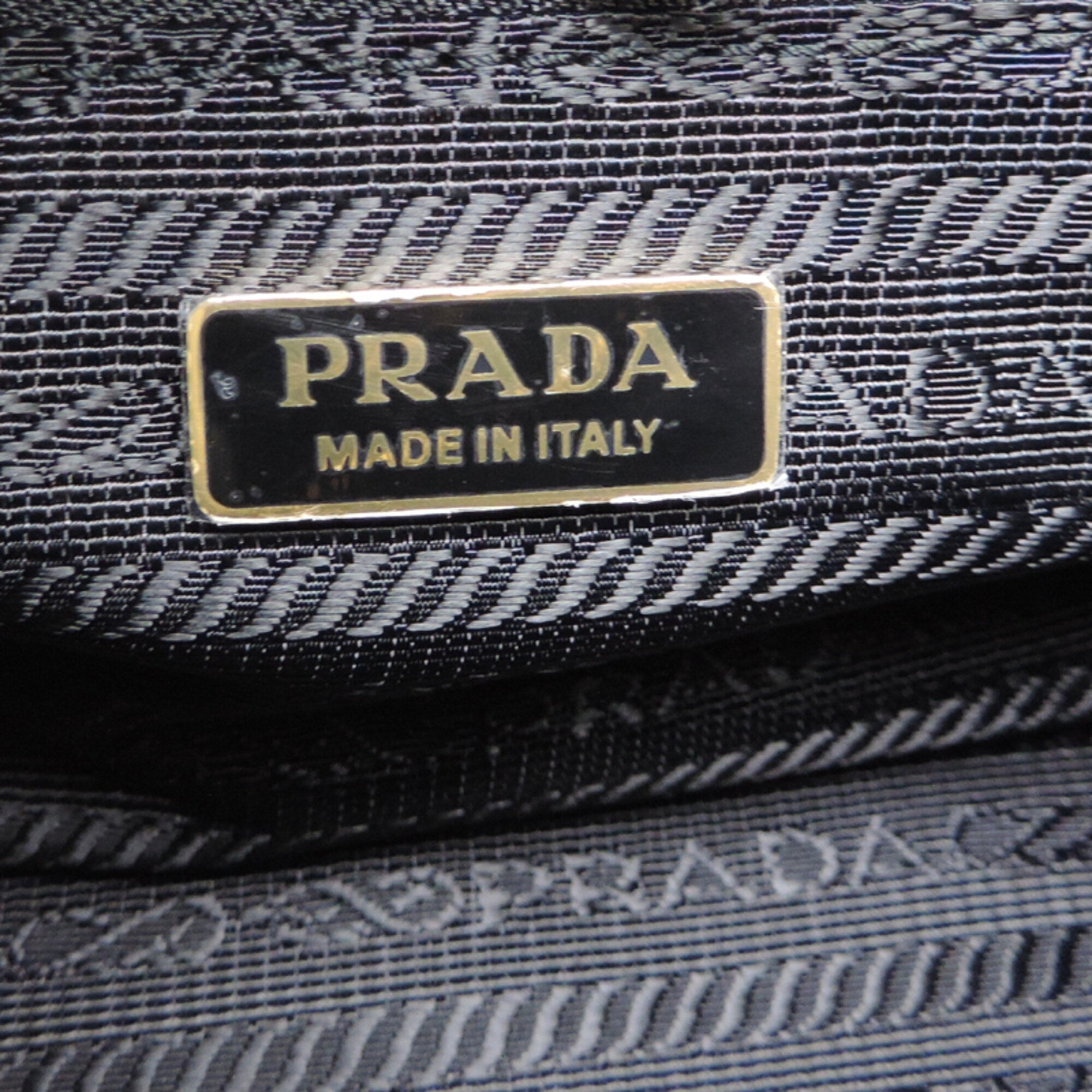 Prada Black Nero Leather Handbag (Pre-Owned)