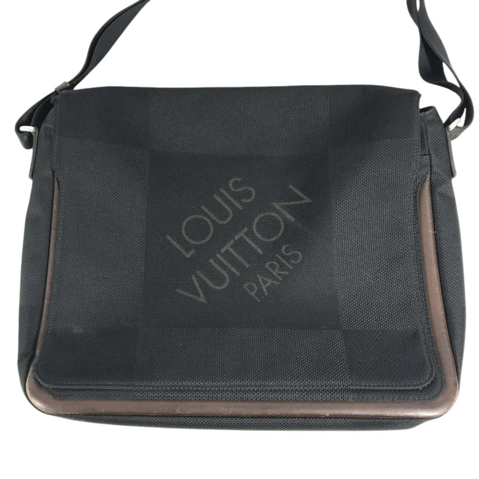 Louis Vuitton Black Damier Canvas Damier Geant Messenger Bag Shoulder Bag (Pre-Owned)