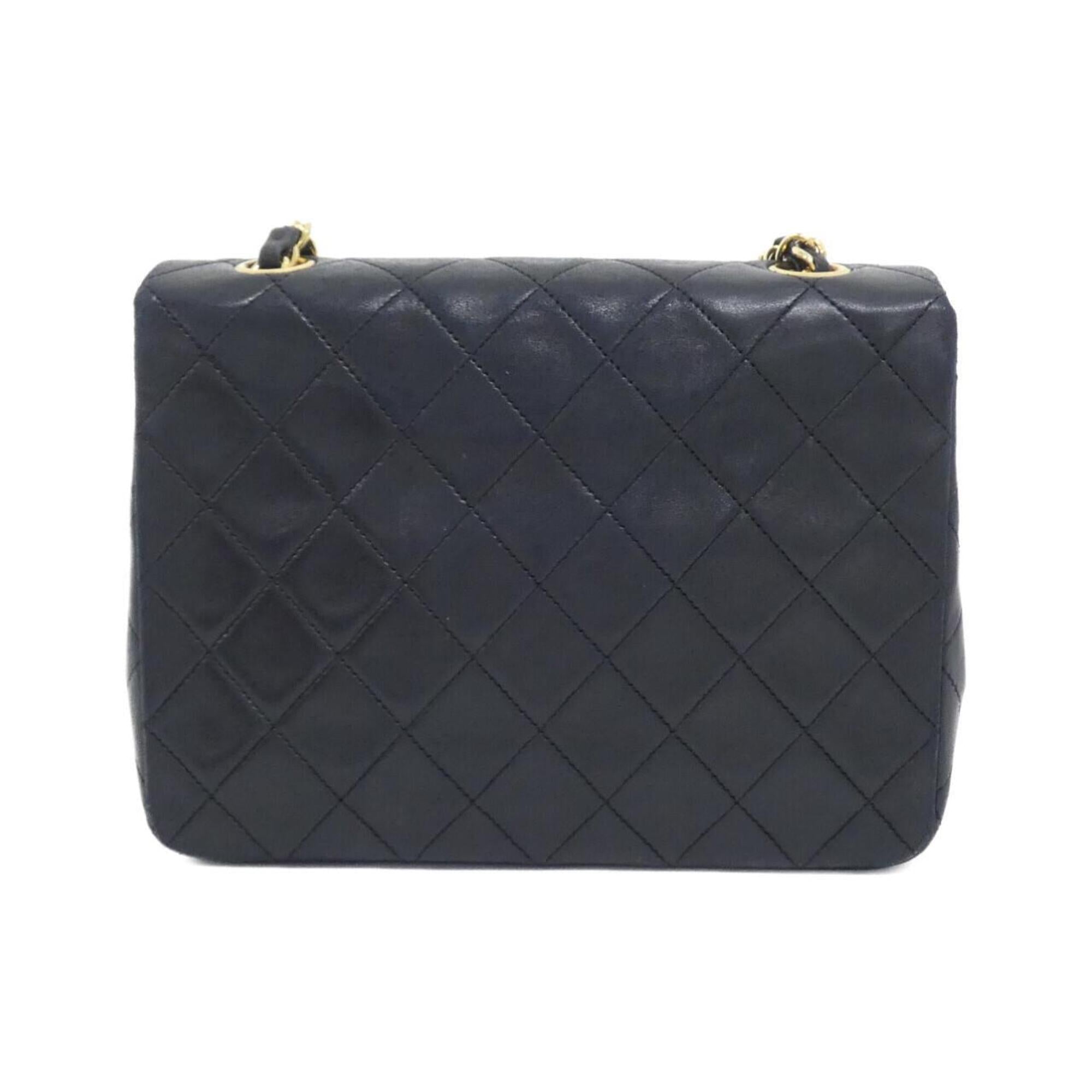 Chanel Black Leather Shoulder Bag (Pre-Owned)