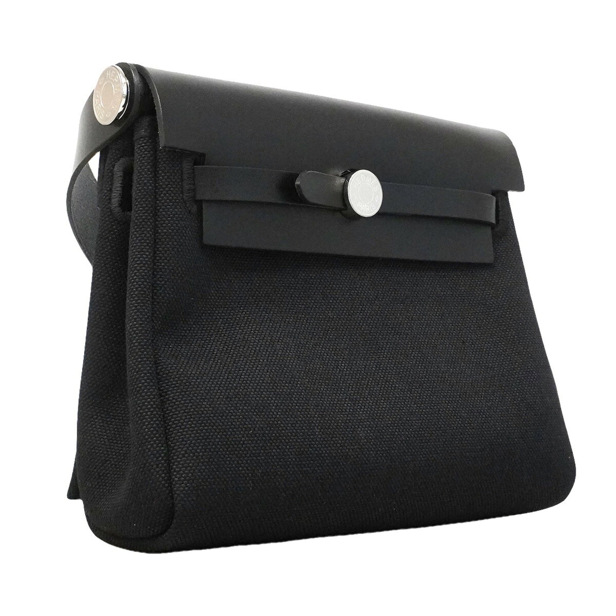 Hermes Black Shoulder Bag (Pre-Owned)