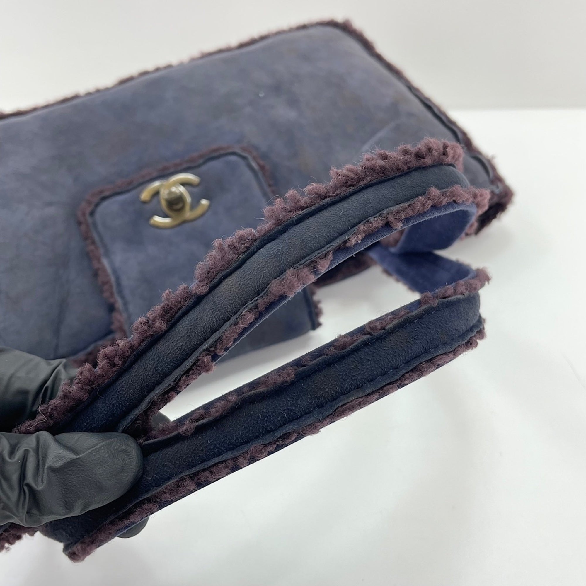 Chanel Navy Handbag (Pre-Owned)