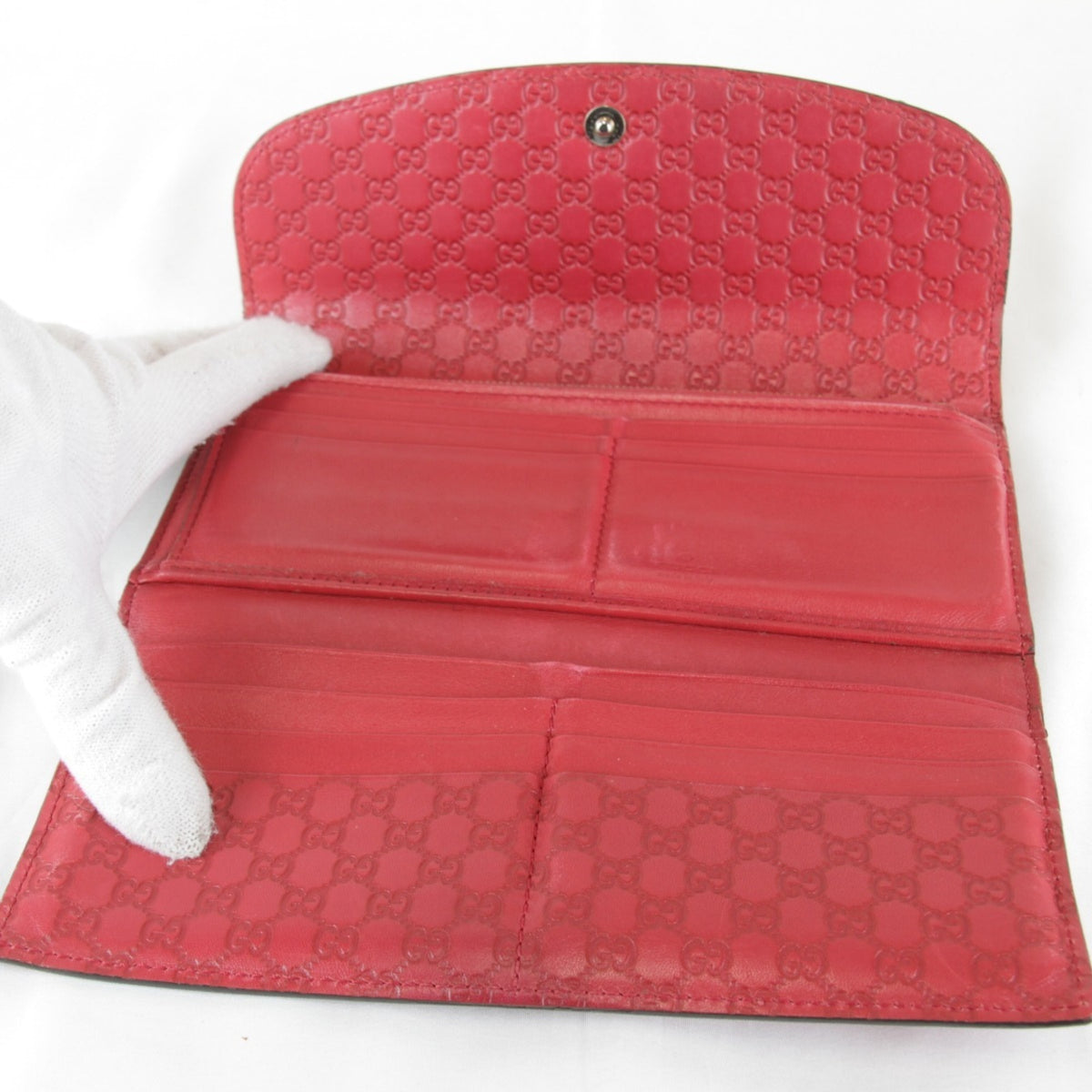 Gucci Red Color Leather Long Wallet (Bi-Fold) (Pre-Owned)