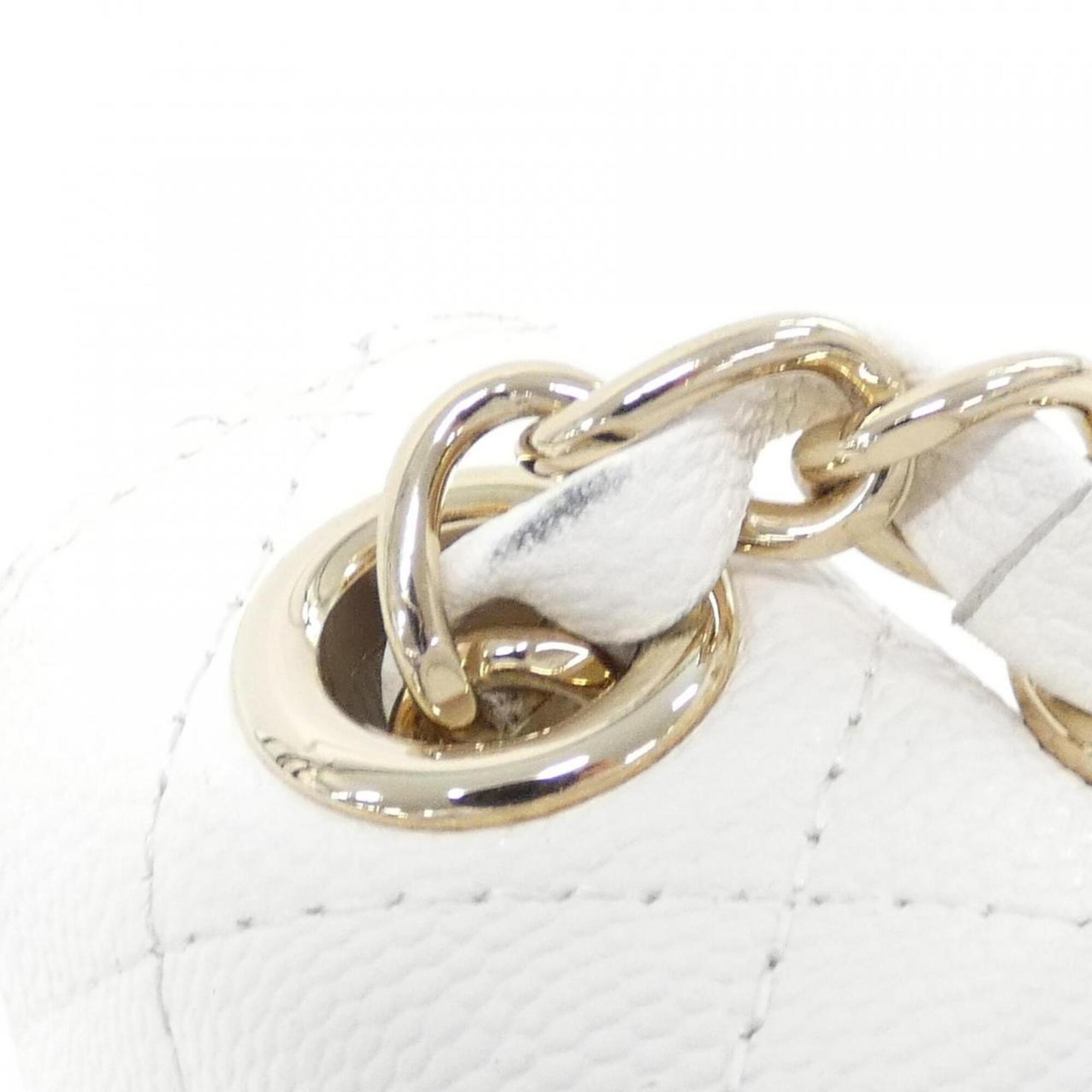 Chanel White Grained Calfskin Fanny Pack (Pre-Owned)