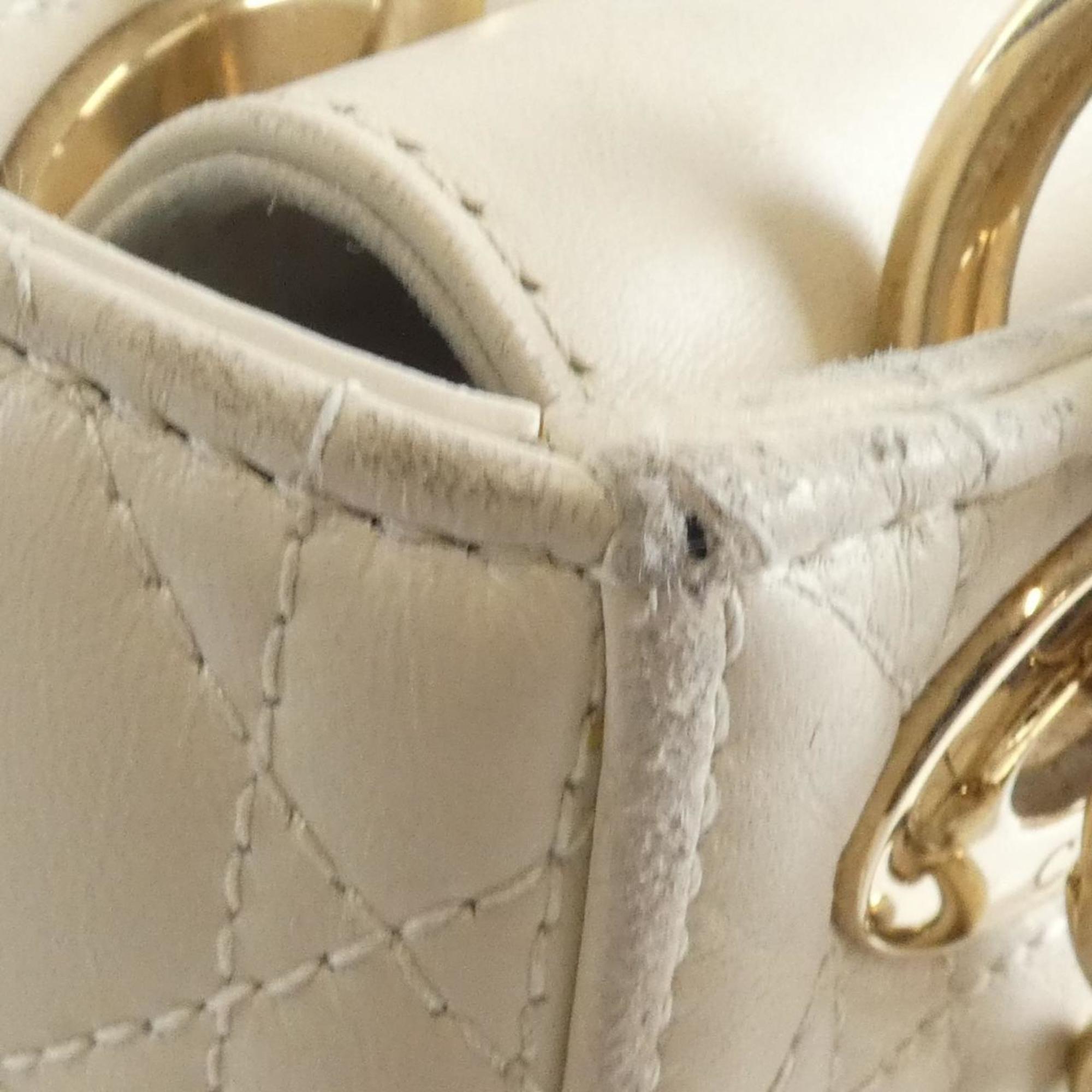 Christian Dior White Leather Handbag (Pre-Owned)