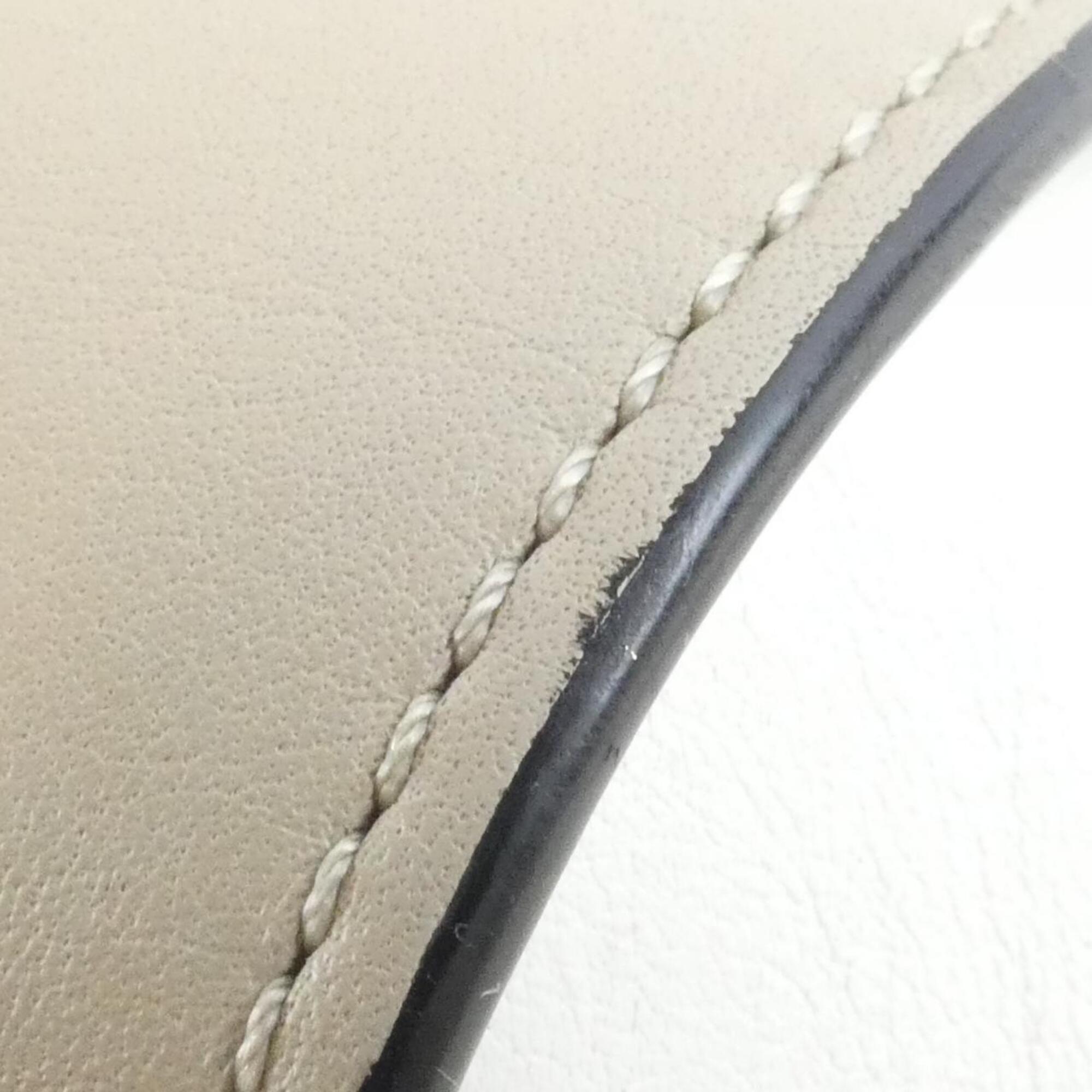Loewe Hammock White Leather Shoulder Bag (Pre-Owned)
