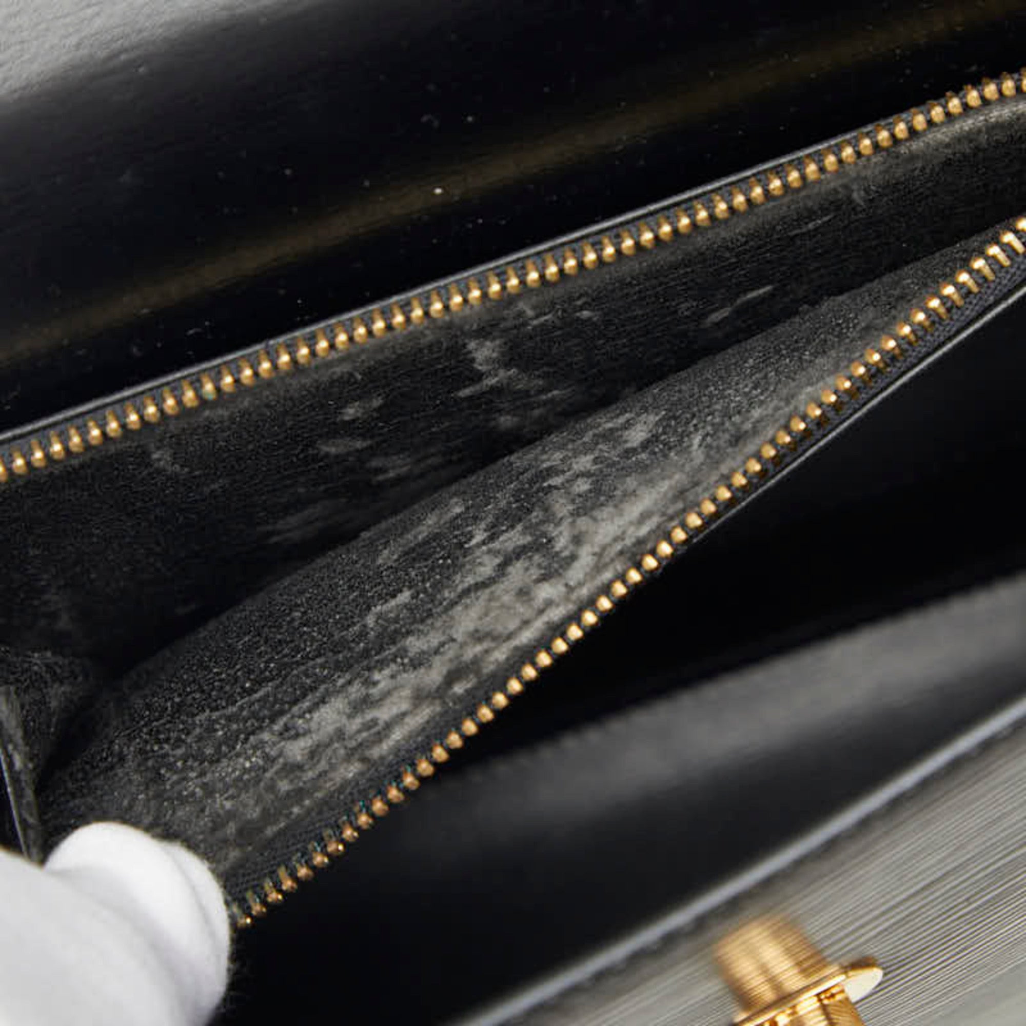 Louis Vuitton Black Pvc Leather Handbag (Pre-Owned)