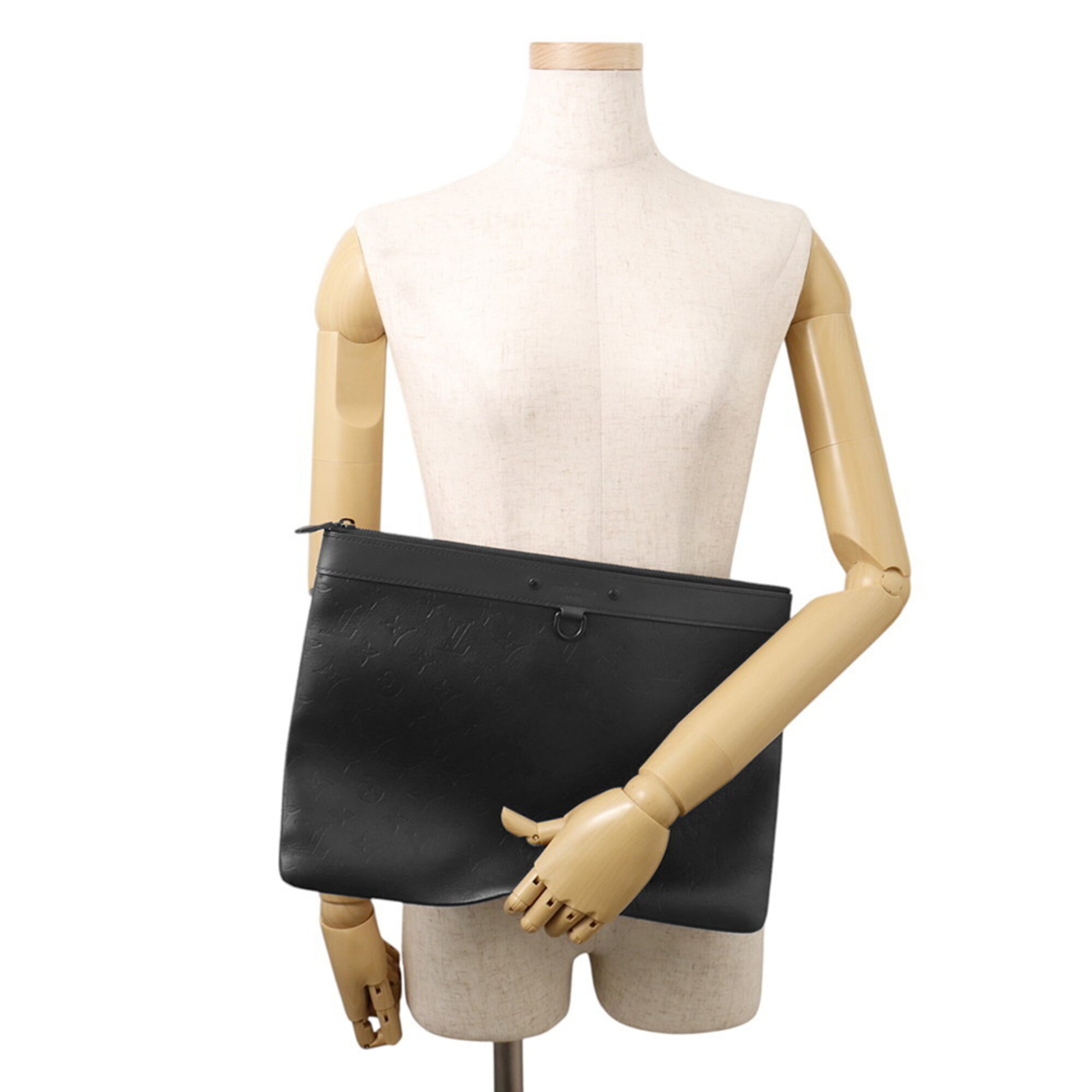 Louis Vuitton Noir Monogram Shadow Clutch Bag Handbag Pochette (Pre-Owned)