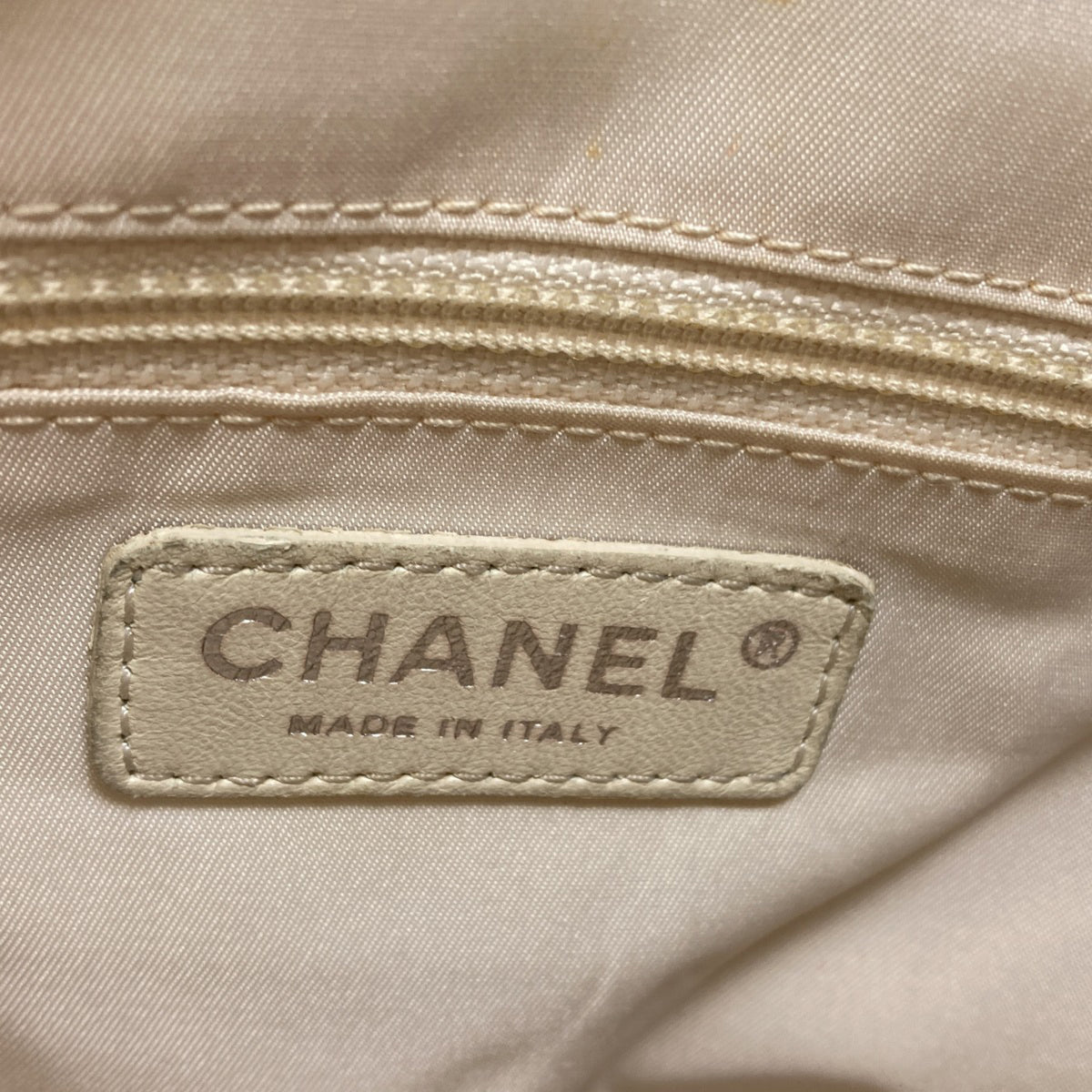 Chanel Gold Canvas Leather Tote Bag (Pre-Owned)