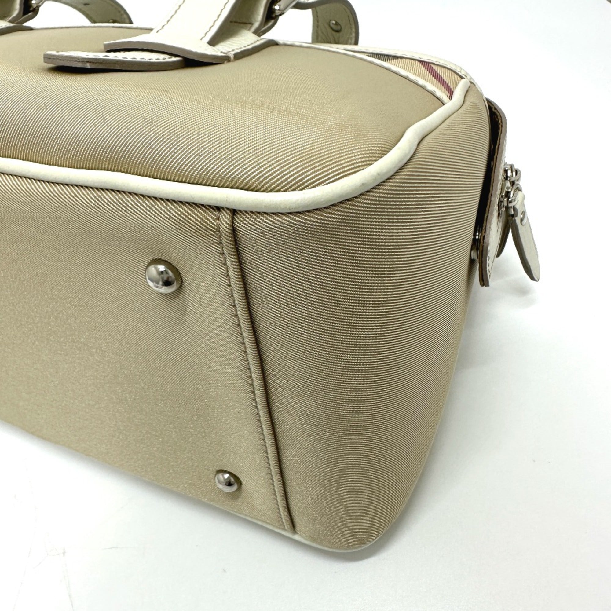 Burberry Beige Cloth Handbag (Pre-Owned)