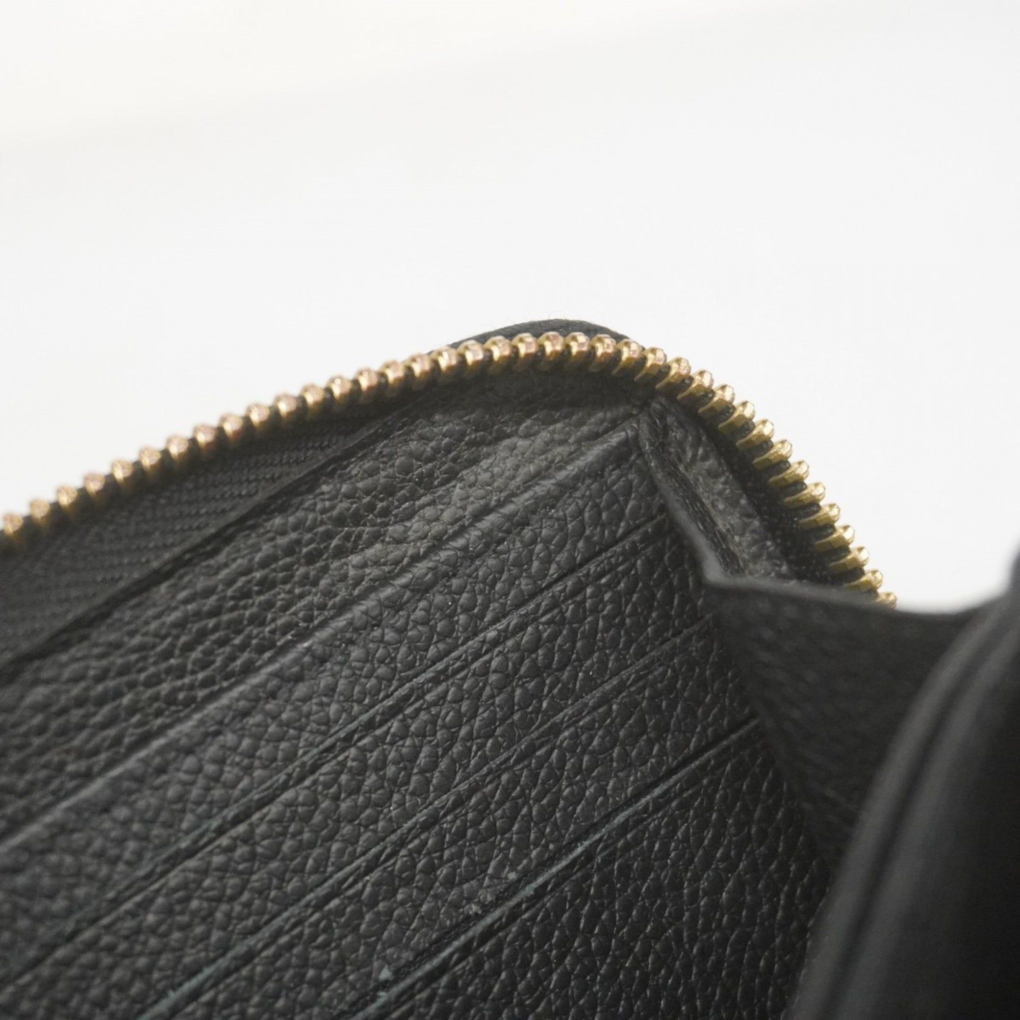 Louis Vuitton Noir Long Wallet (Bi-Fold) (Pre-Owned)