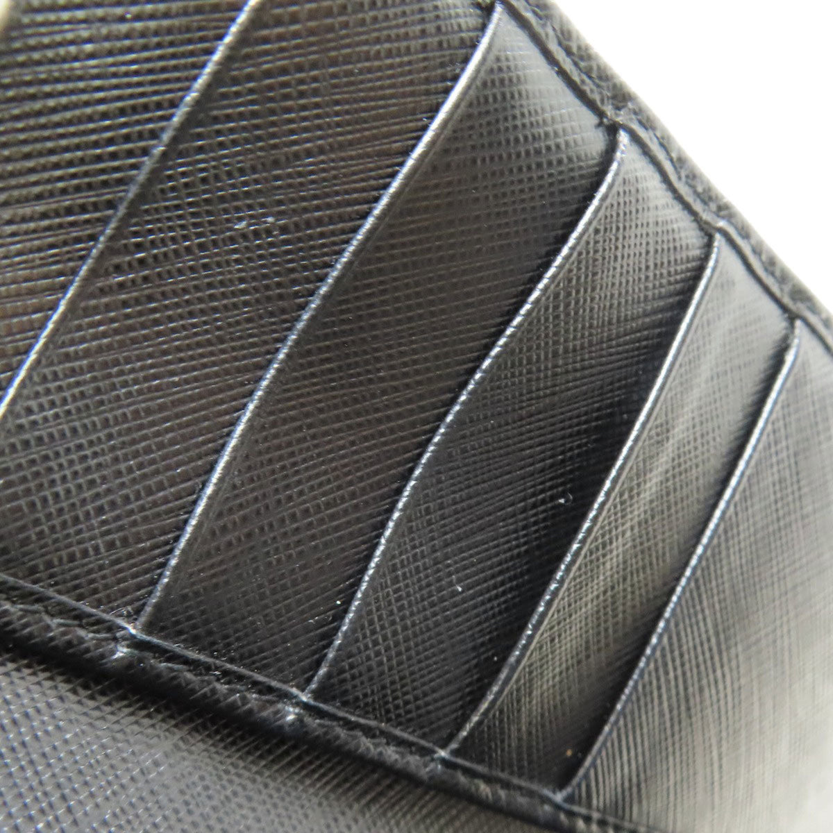 Salvatore Ferragamo Black Leather Long Wallet (Bi-Fold) (Pre-Owned)