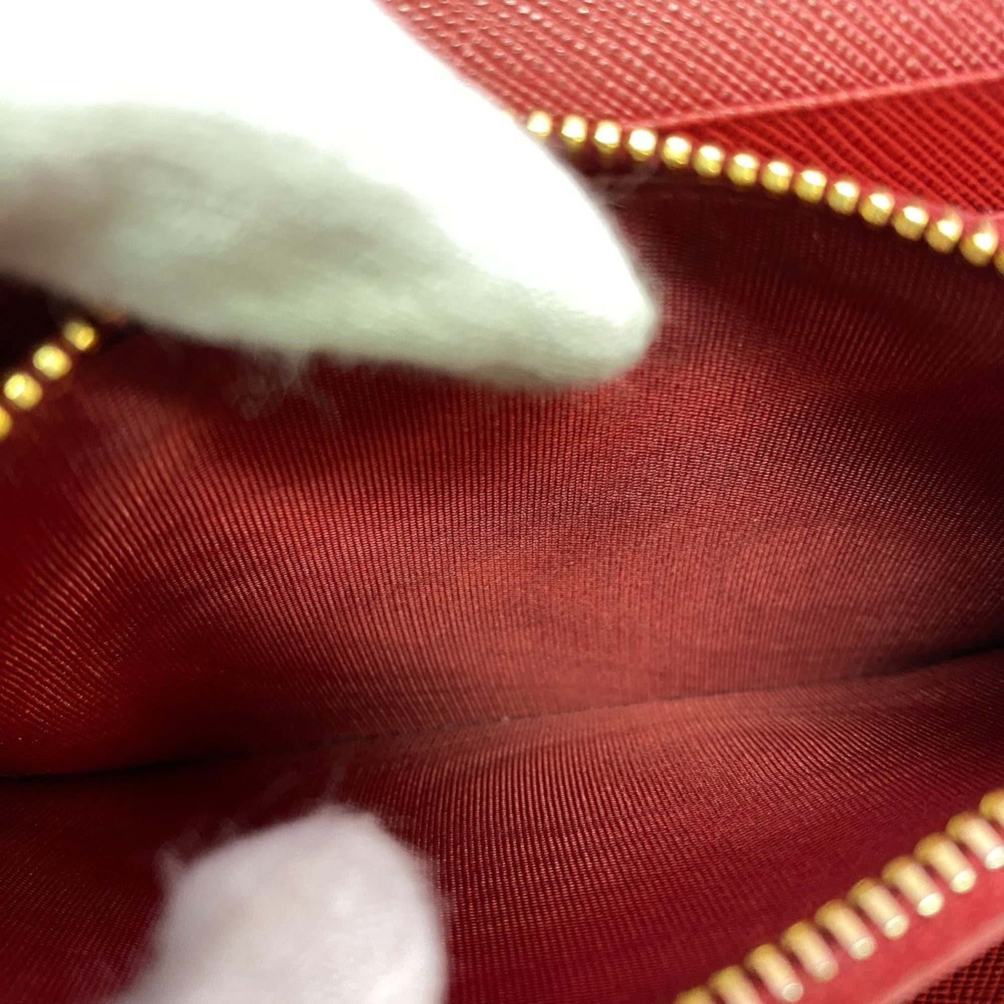 Prada Saffiano Red Color Leather Wallet (Bi-Fold) (Pre-Owned)