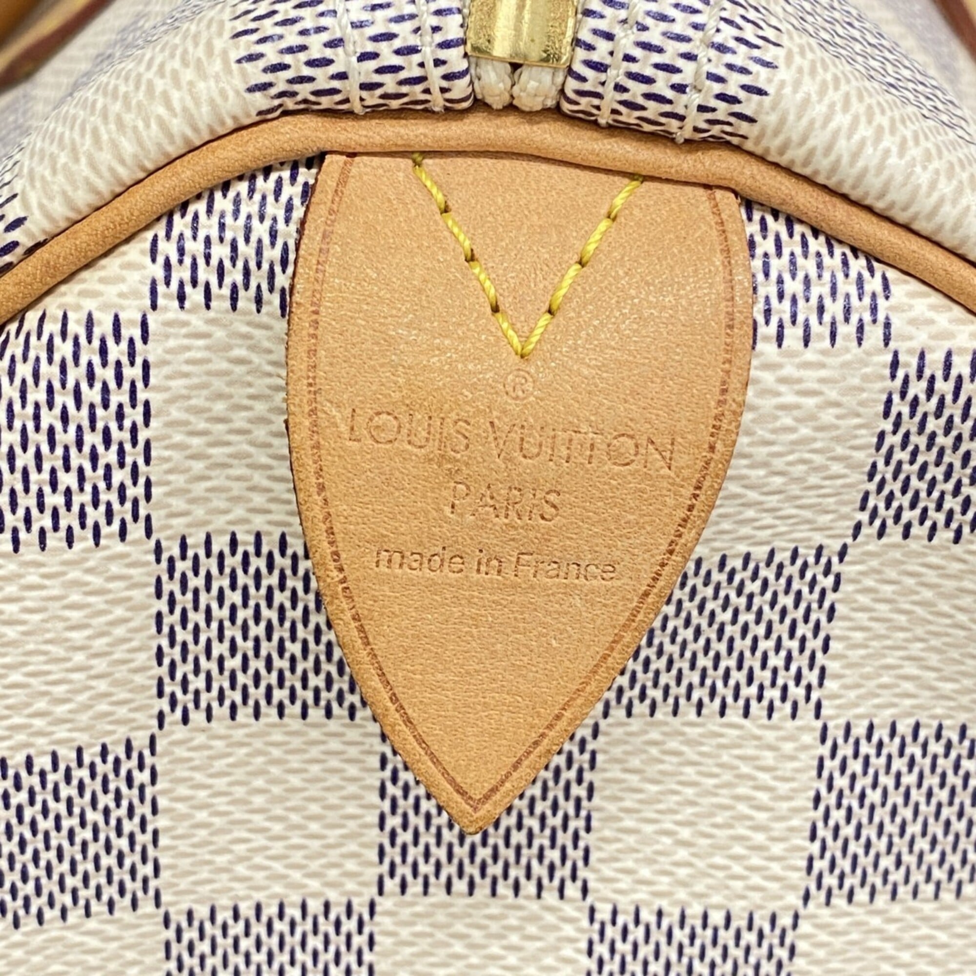 Louis Vuitton White Handbag (Pre-Owned)